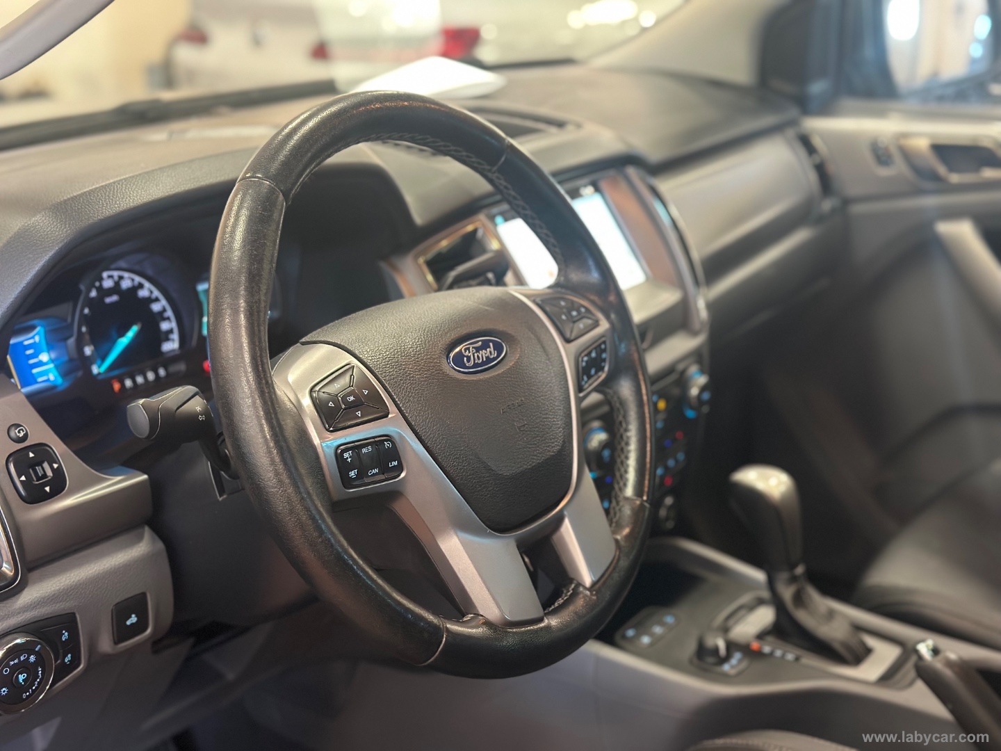 Ranger 2.2 TDCi aut. DC Limited 5pt. - immagine 9