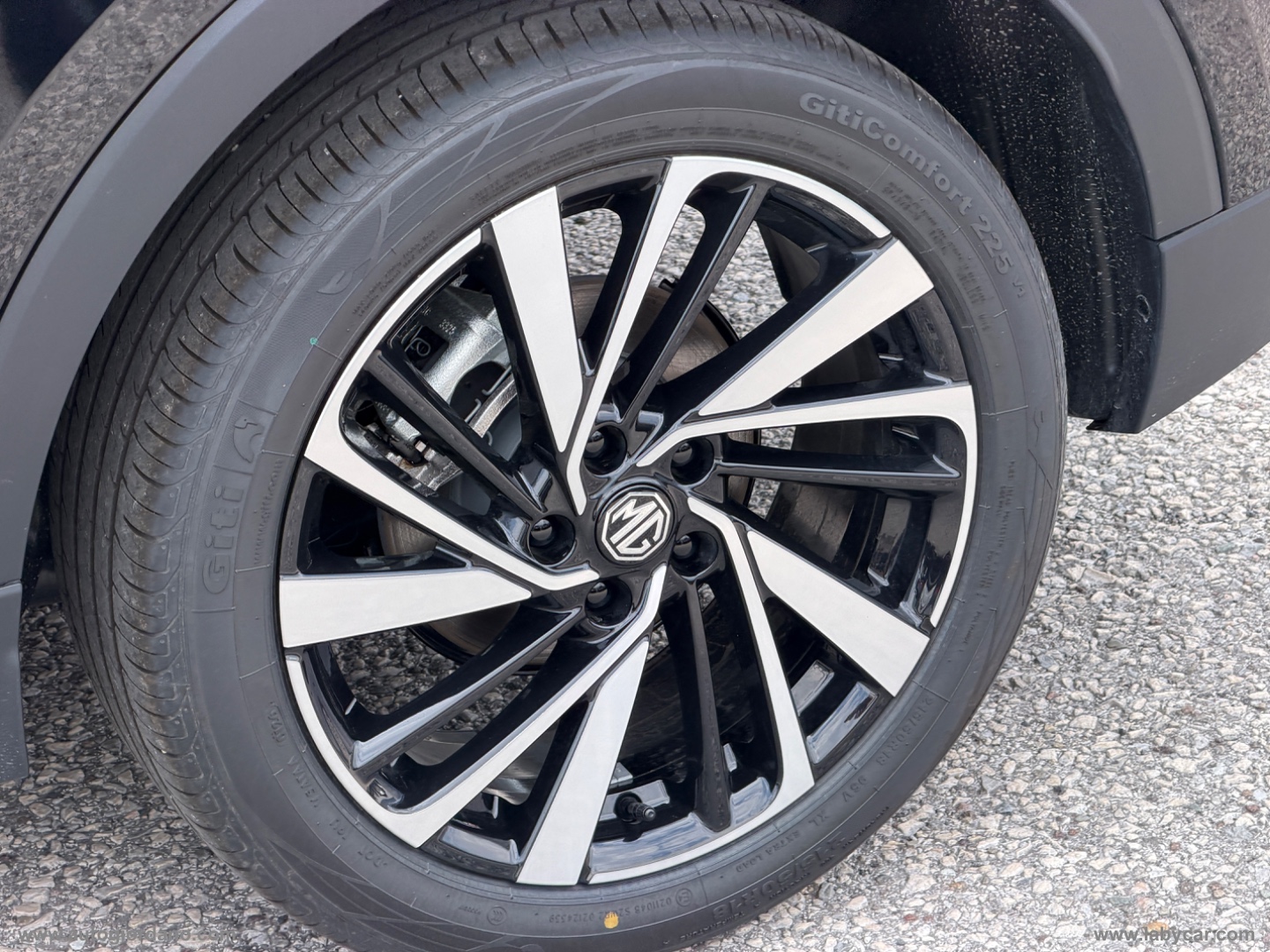 ZS Hybrid+ Luxury - immagine 9