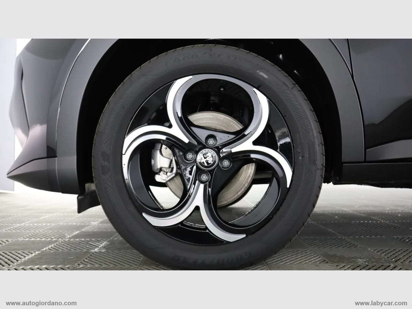 Junior 1.2 145 CV Hybrid eDCT6 Speciale - immagine 9