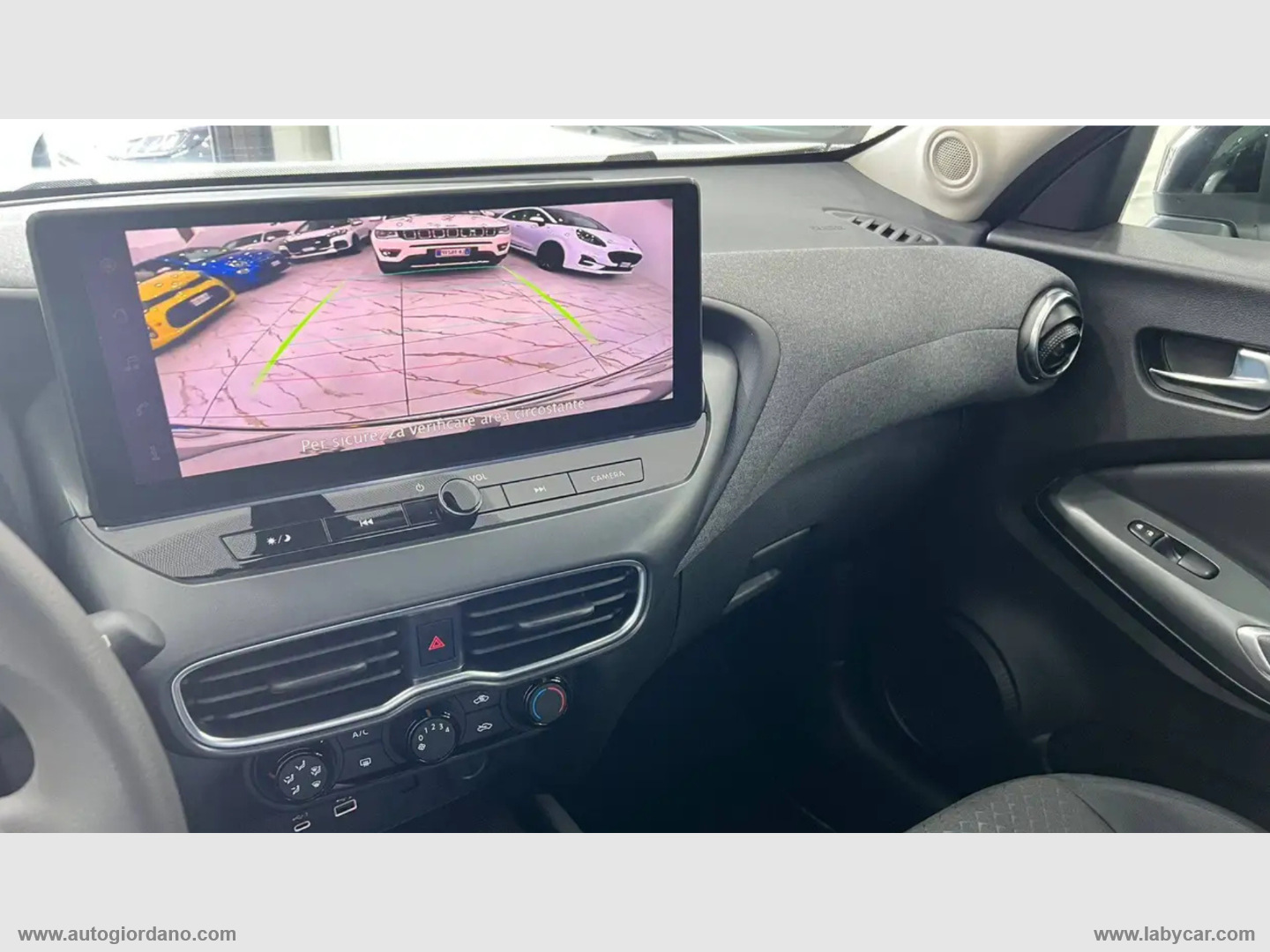Juke 1.0 DIG-T 114 CV DCT Acenta - immagine 9