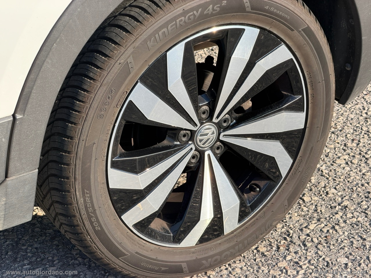 T-Cross 1.0 TSI 115 CV Style BMT - immagine 9