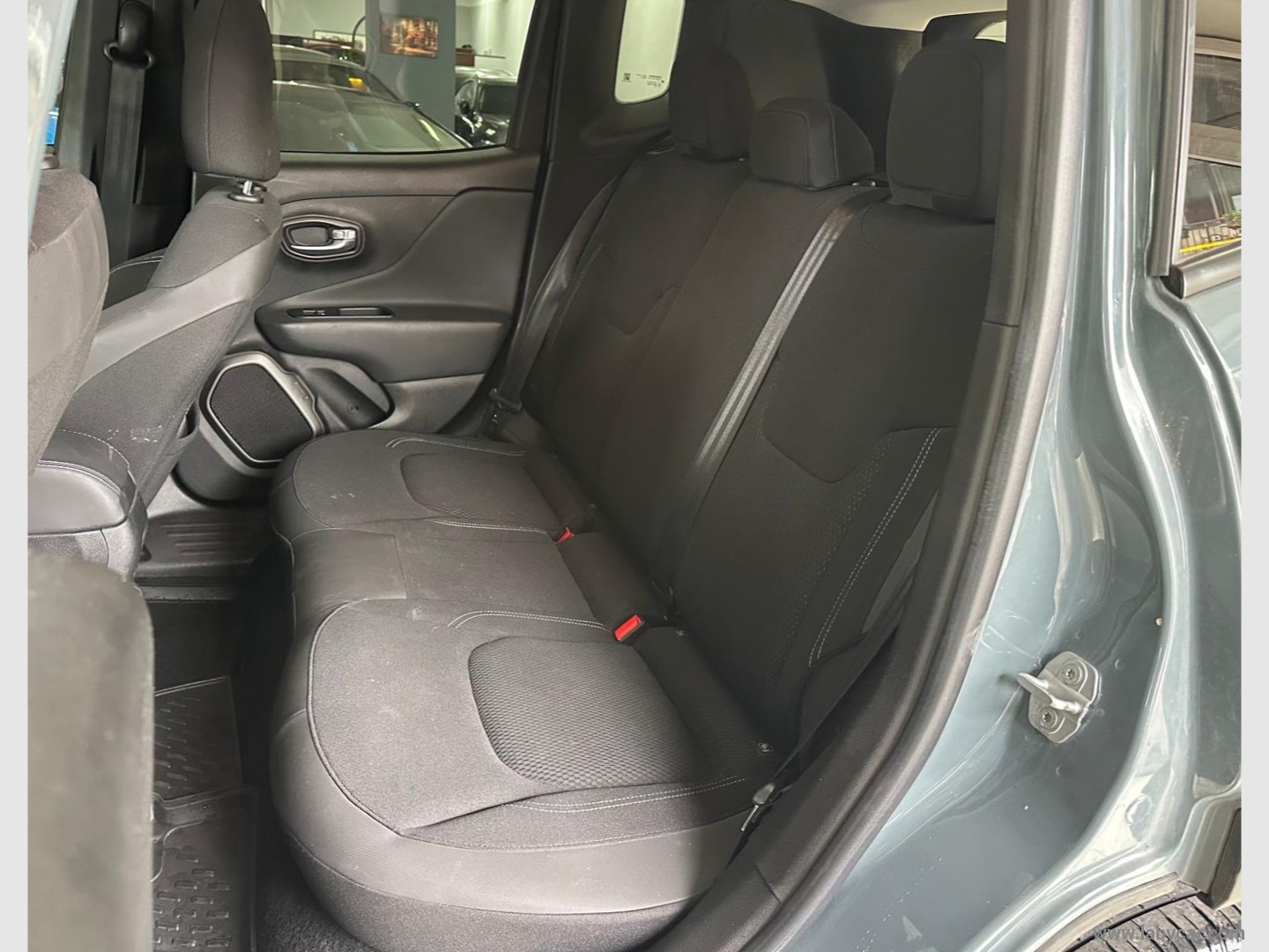 Renegade 2.0 Mjt 140CV 4WD AUTOM Limited - immagine 9