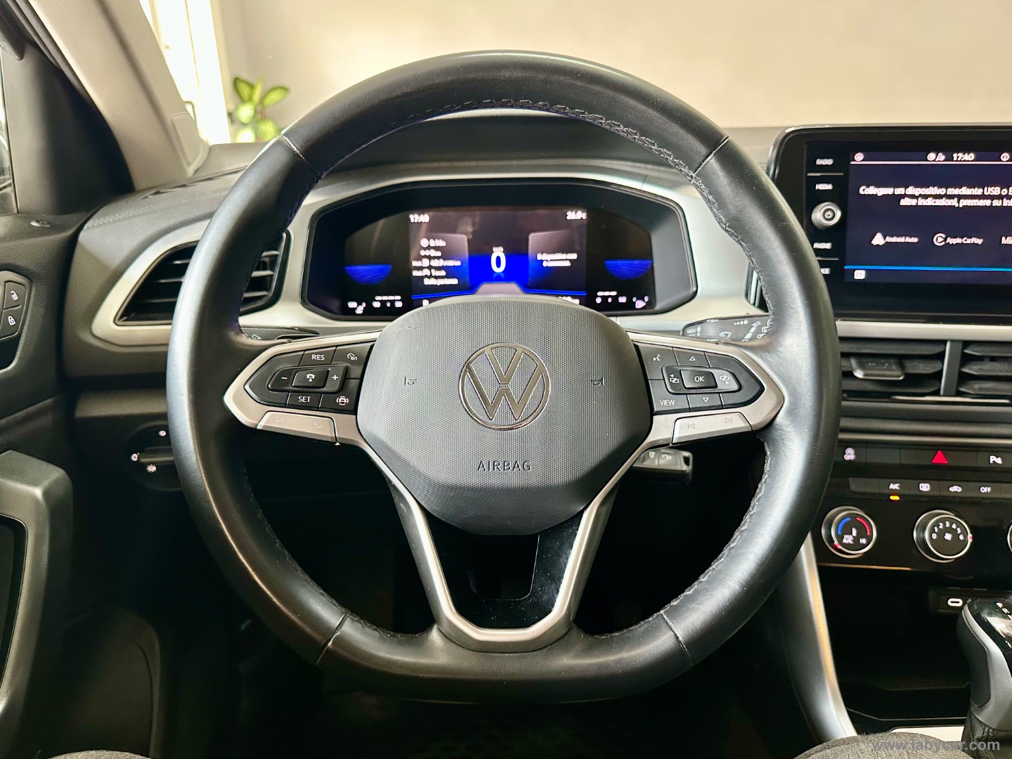 T-Roc 2.0 TDI SCR 150 CV DSG Style UNIPRO*CERT*IVA DEDU - immagine 9