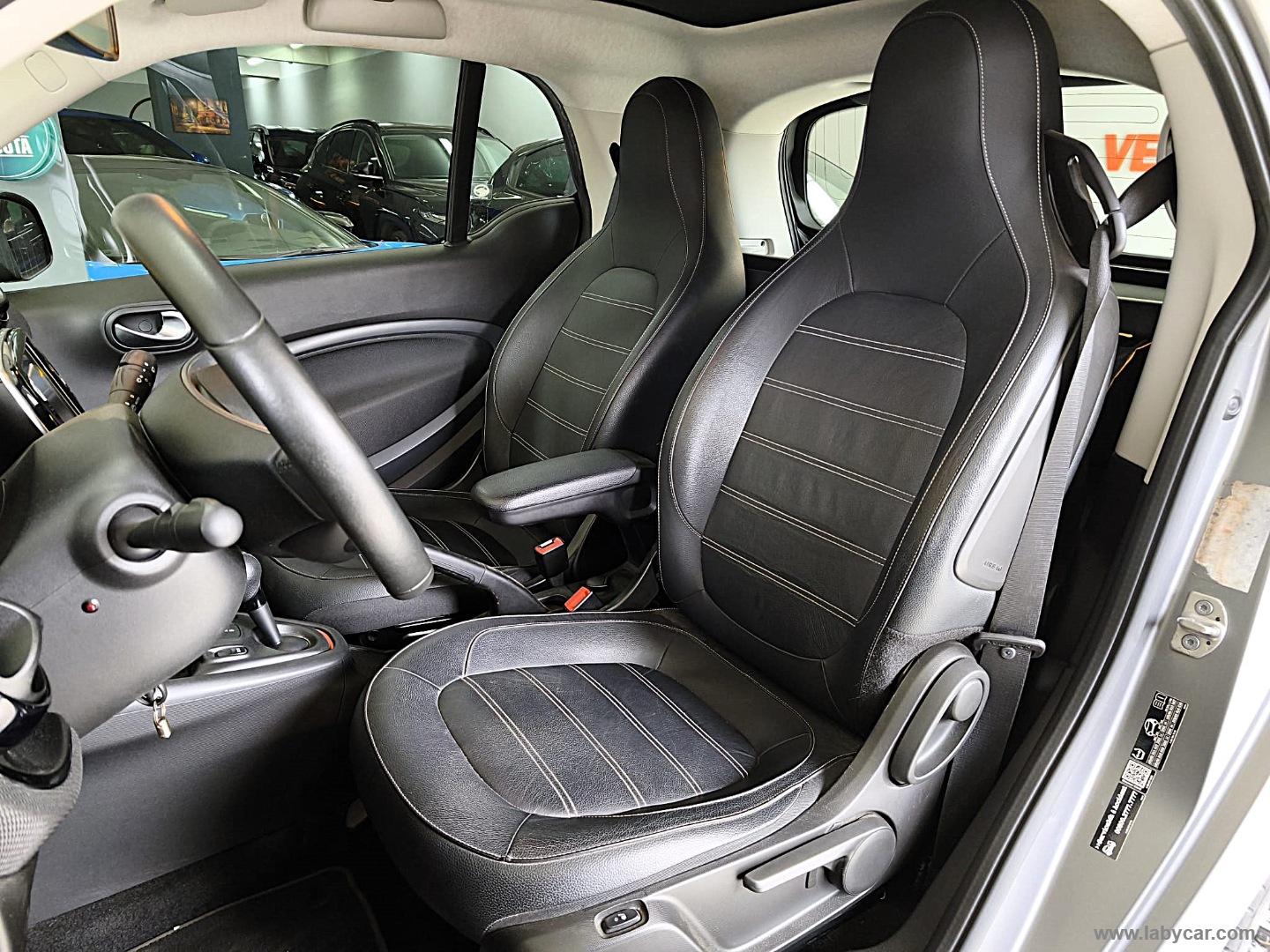 fortwo EQ BRABUS Style 39.000KM - immagine 9