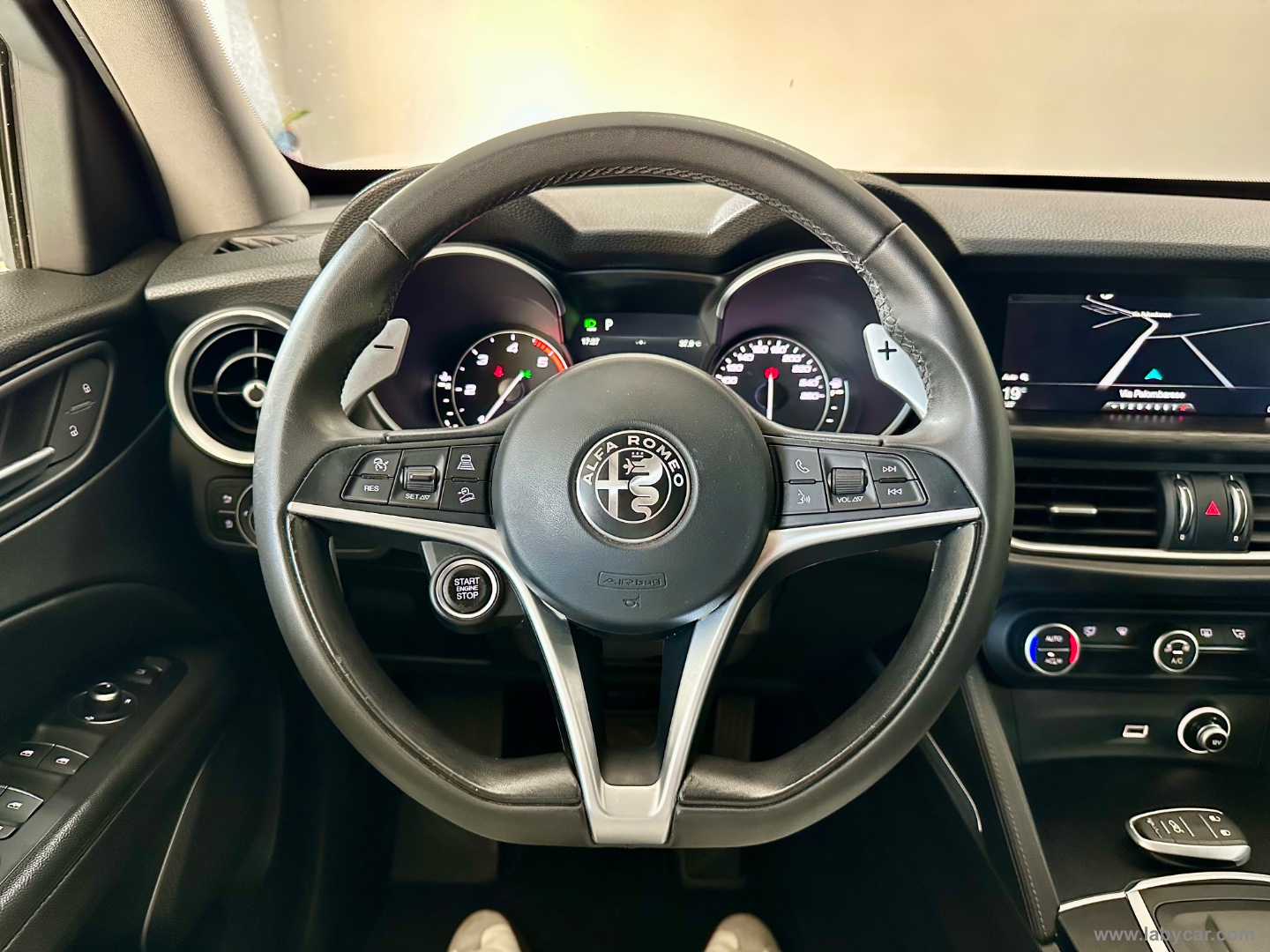 Stelvio 2.2 T.diesel 210 CV AT8 Q4 Exec. - immagine 9