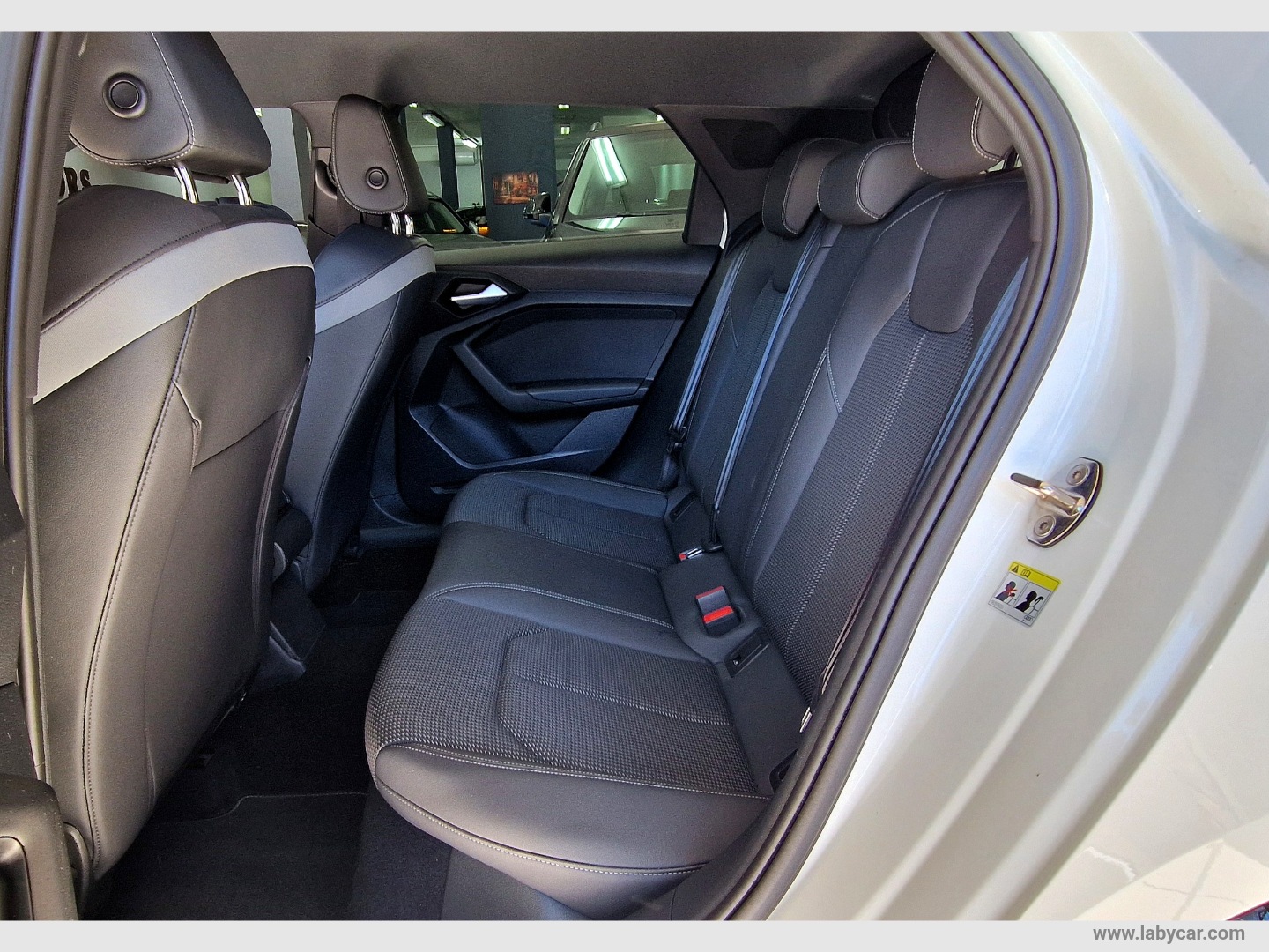 A1 SPB 30 TFSI S tronic S line edition - immagine 9