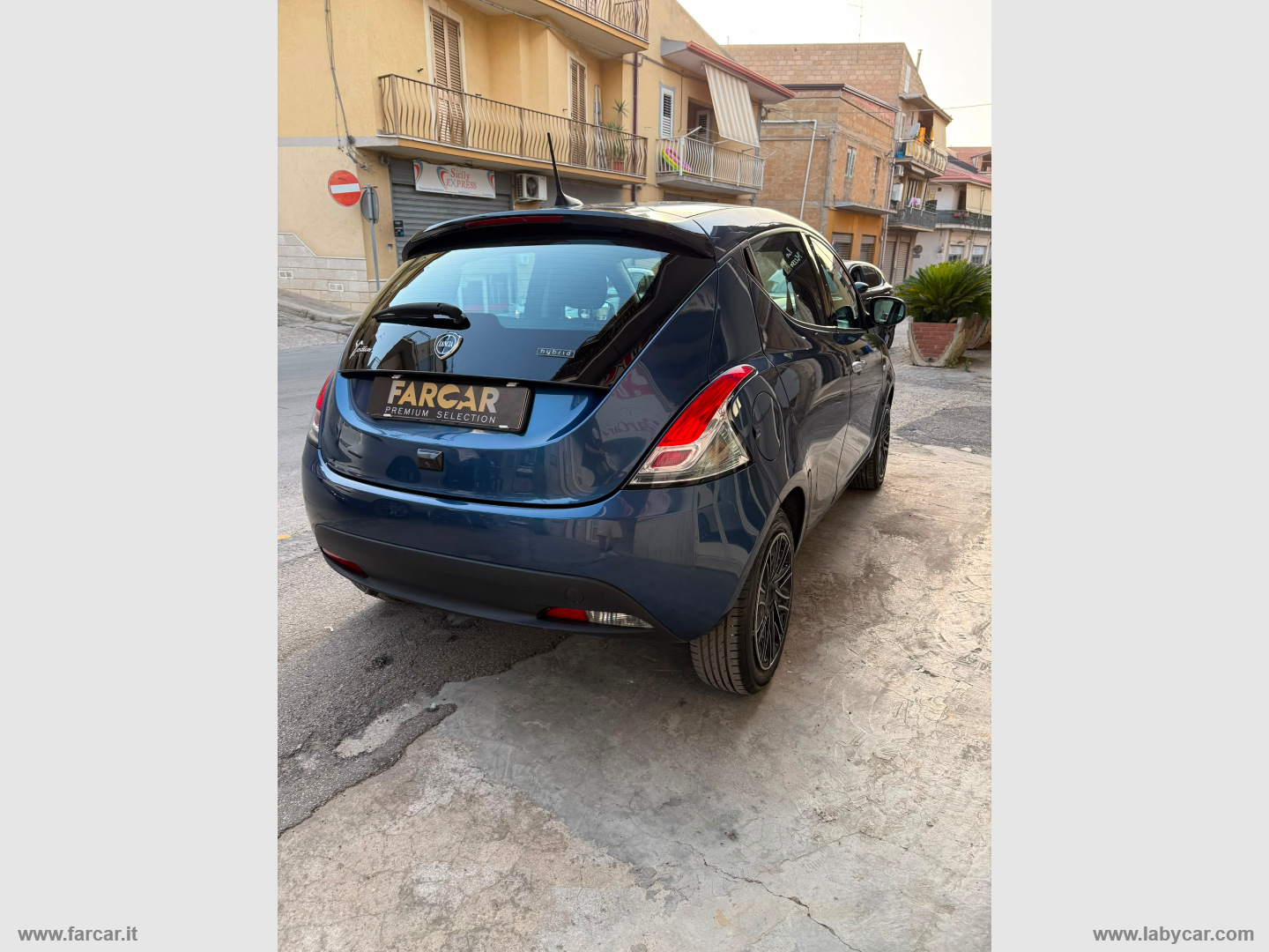 Ypsilon 1.0 FireFly 5p.S&S Hybryd Gold - immagine 9