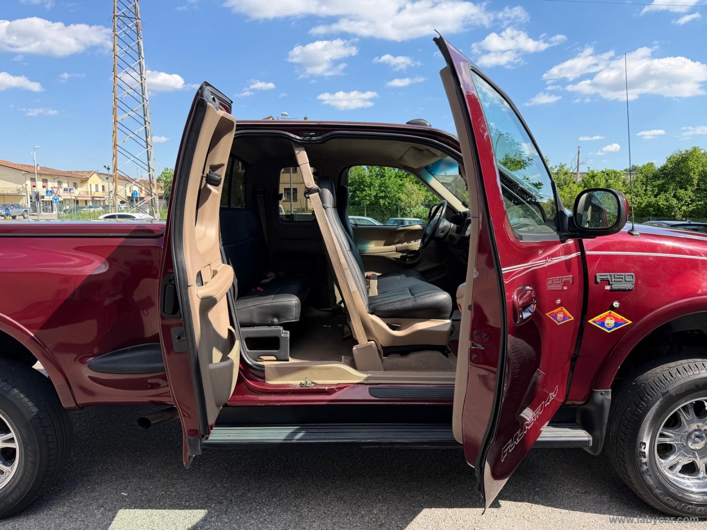 F-150 LARIAT TRITON V8 4WD SUPER CAB FLARESIDE GPL–COMMERCIANTI - immagine 9