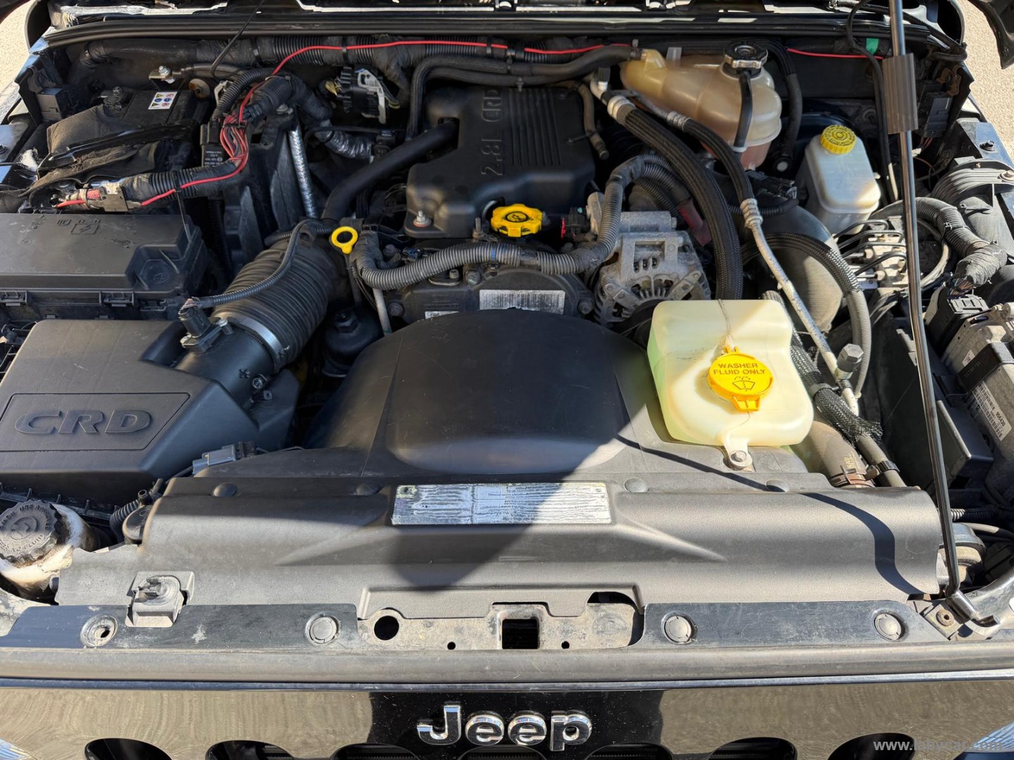 Wrangler Unlimited 2.8 CRD Sahara A. - immagine 9