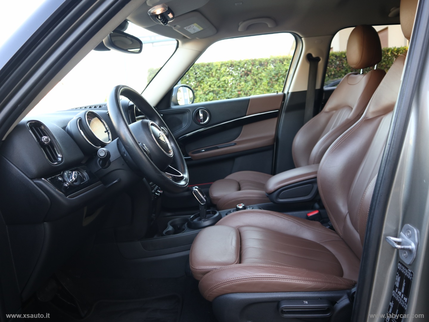 Mini Cooper SD Business Countryman ALL4 - immagine 9