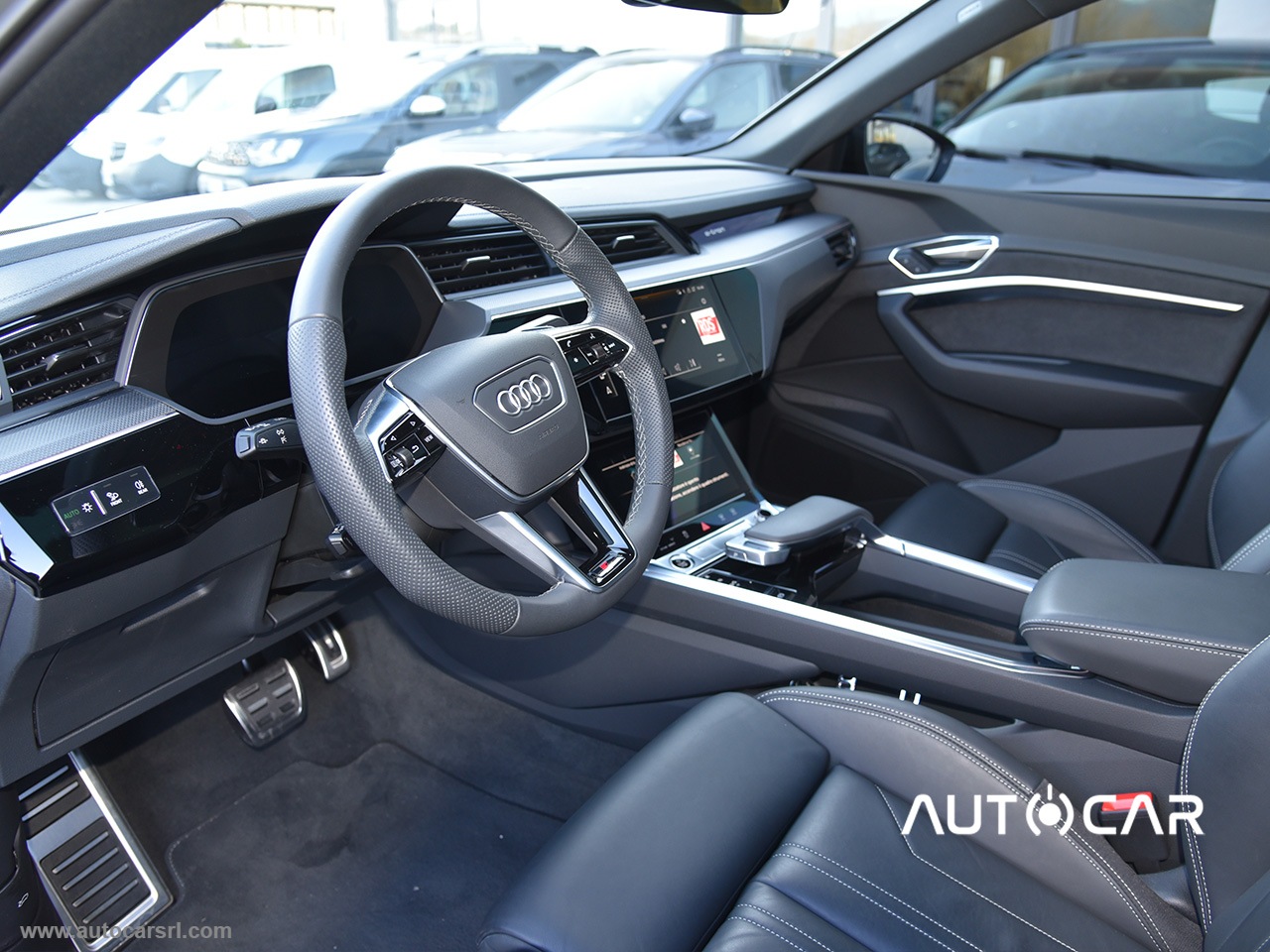 Q8 e-tron 55 quattro S line edition - immagine 9