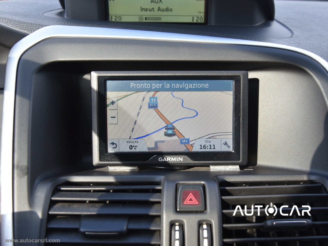 XC60 2.4D D3 AWD Geartronic Momentum - immagine 9