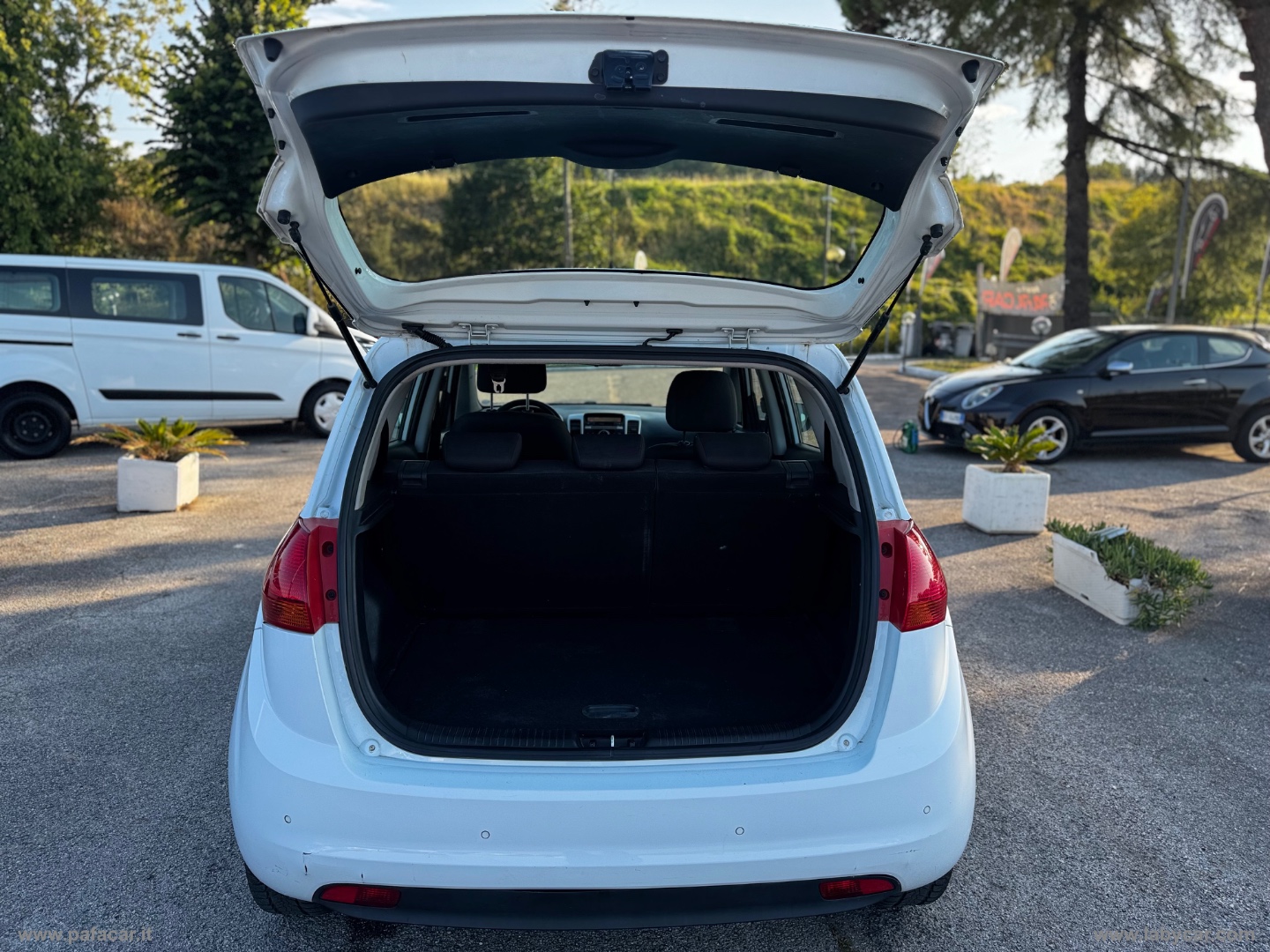 Venga 1.4 CRDi 90 CV Active - immagine 9