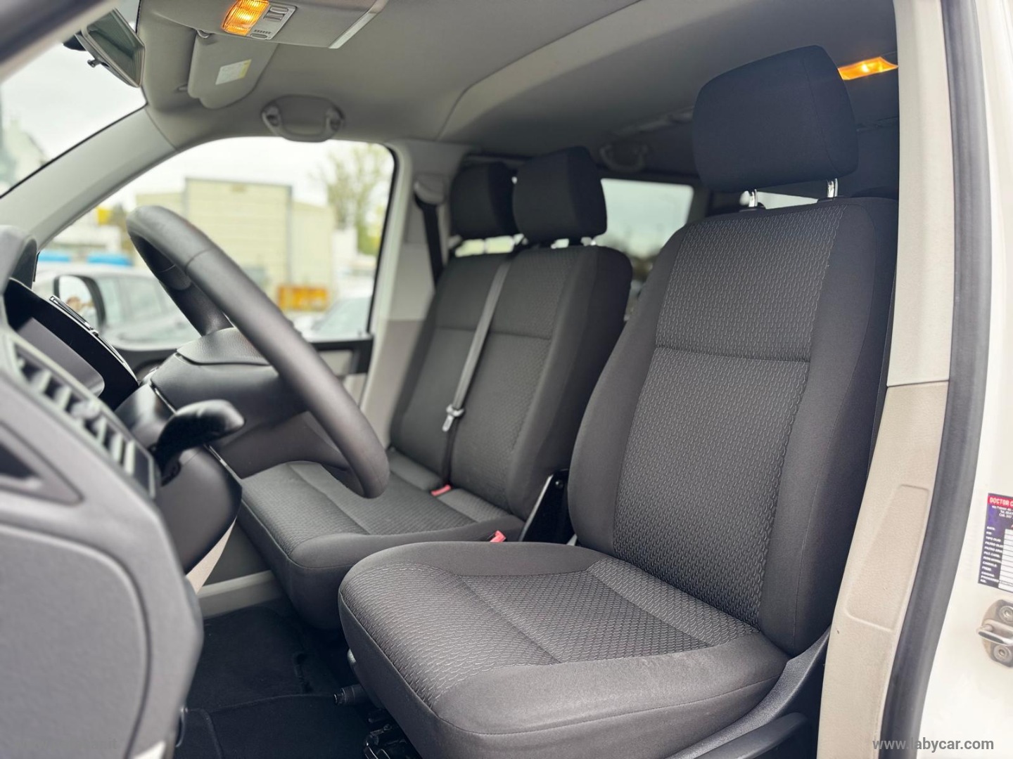 Caravelle 2.0TDI 150 DSG PC Comf. - immagine 9