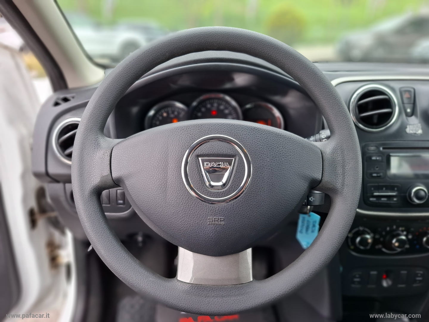 Logan MCV 1.5 dCi 8V 75 CV S&S Ambiance - immagine 9
