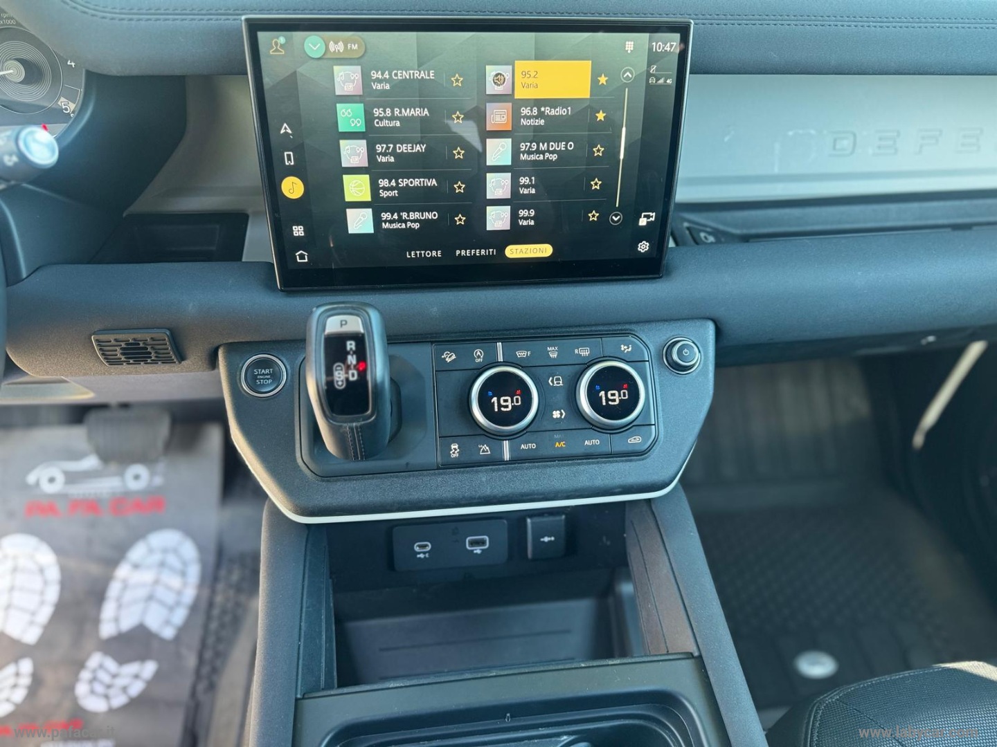 Defender 90 3.0D I6 200 CV X-Dynamic S - immagine 9