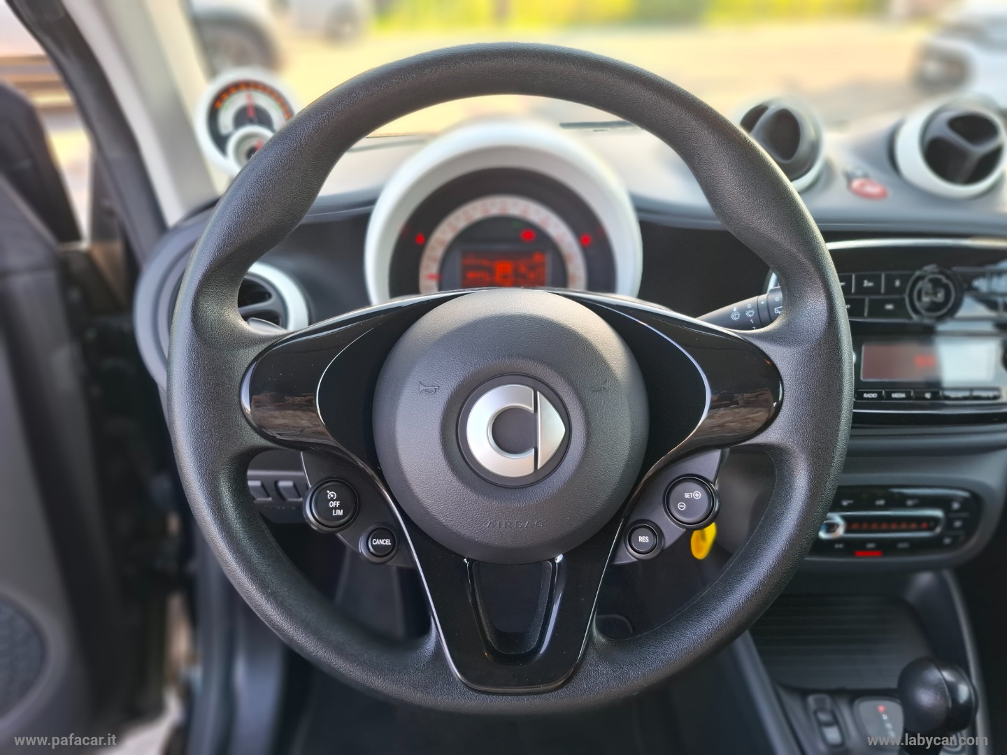 fortwo EQ Parisblue - immagine 9
