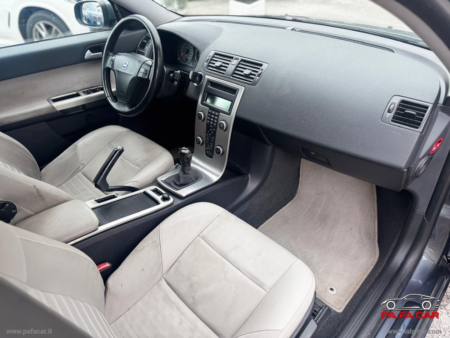 V50 2.0 D Summum - immagine 9