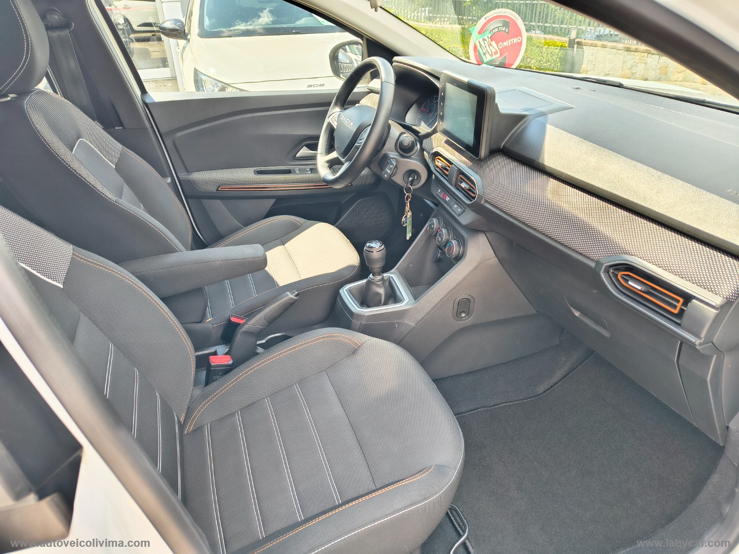 Sandero Stepway 1.0 TCe ECO-G Expression - immagine 9