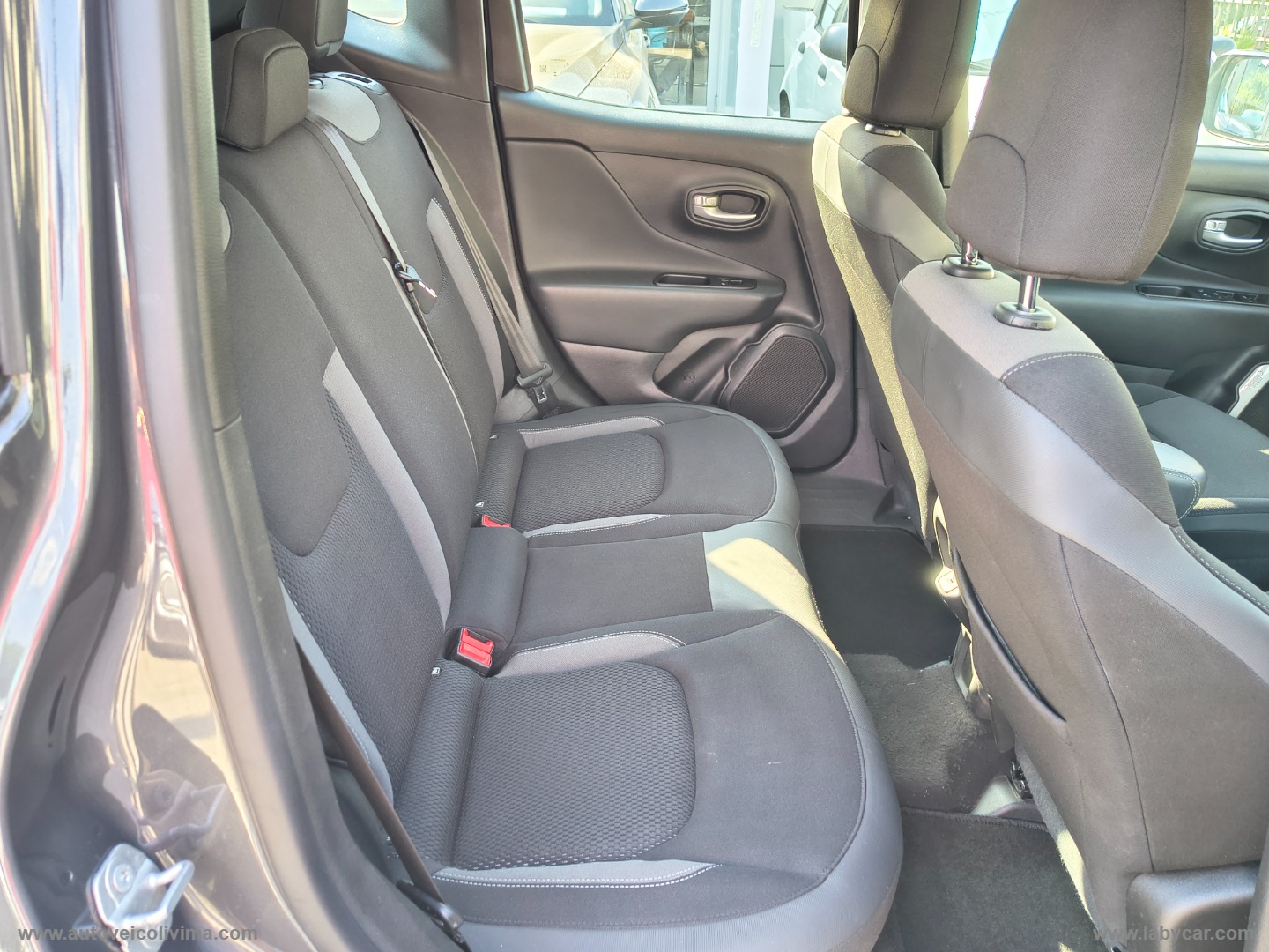 Renegade 1.6 Mjt 130CV Limited - immagine 9