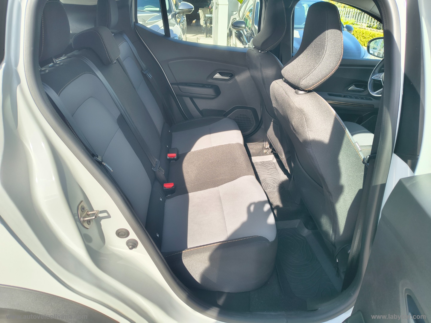 Sandero Stepway 1.0 TCe ECO-G Extreme Up - immagine 9