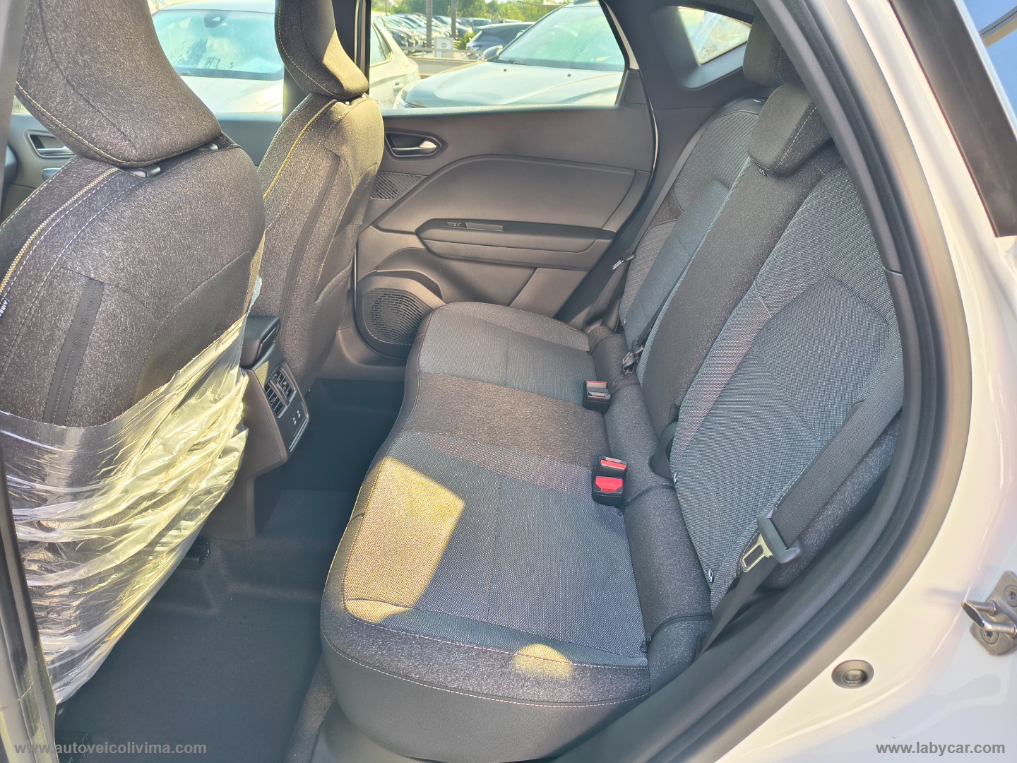 Captur Eco-G 120 CV Techno KM 0 ITALIA - immagine 9