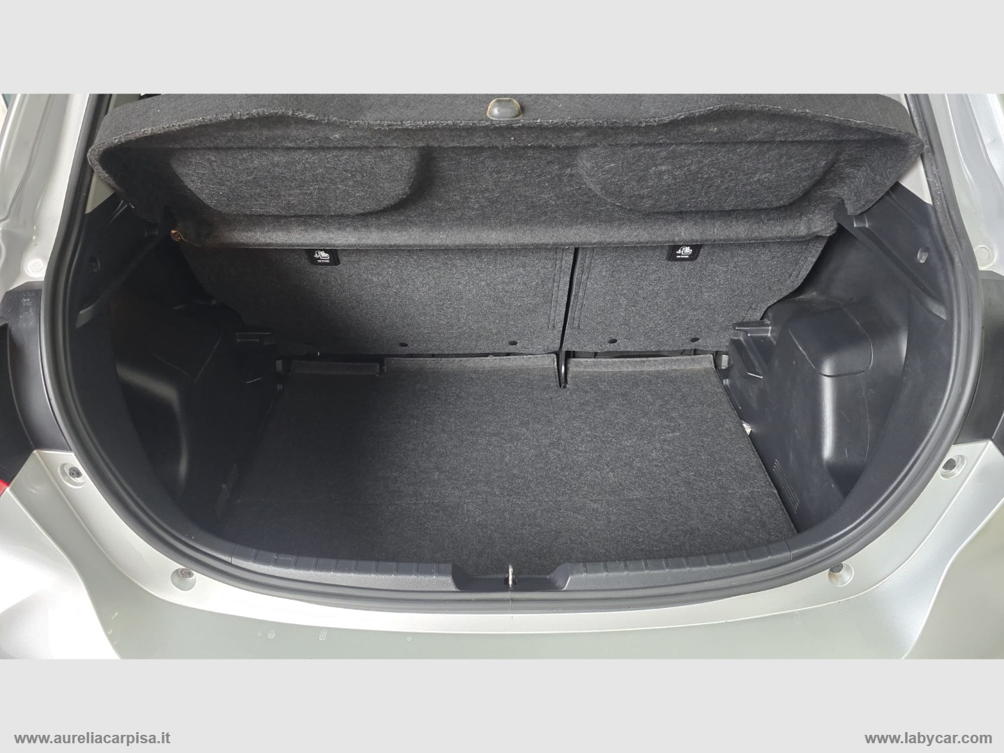 Yaris 1.0 5p. Active - immagine 9