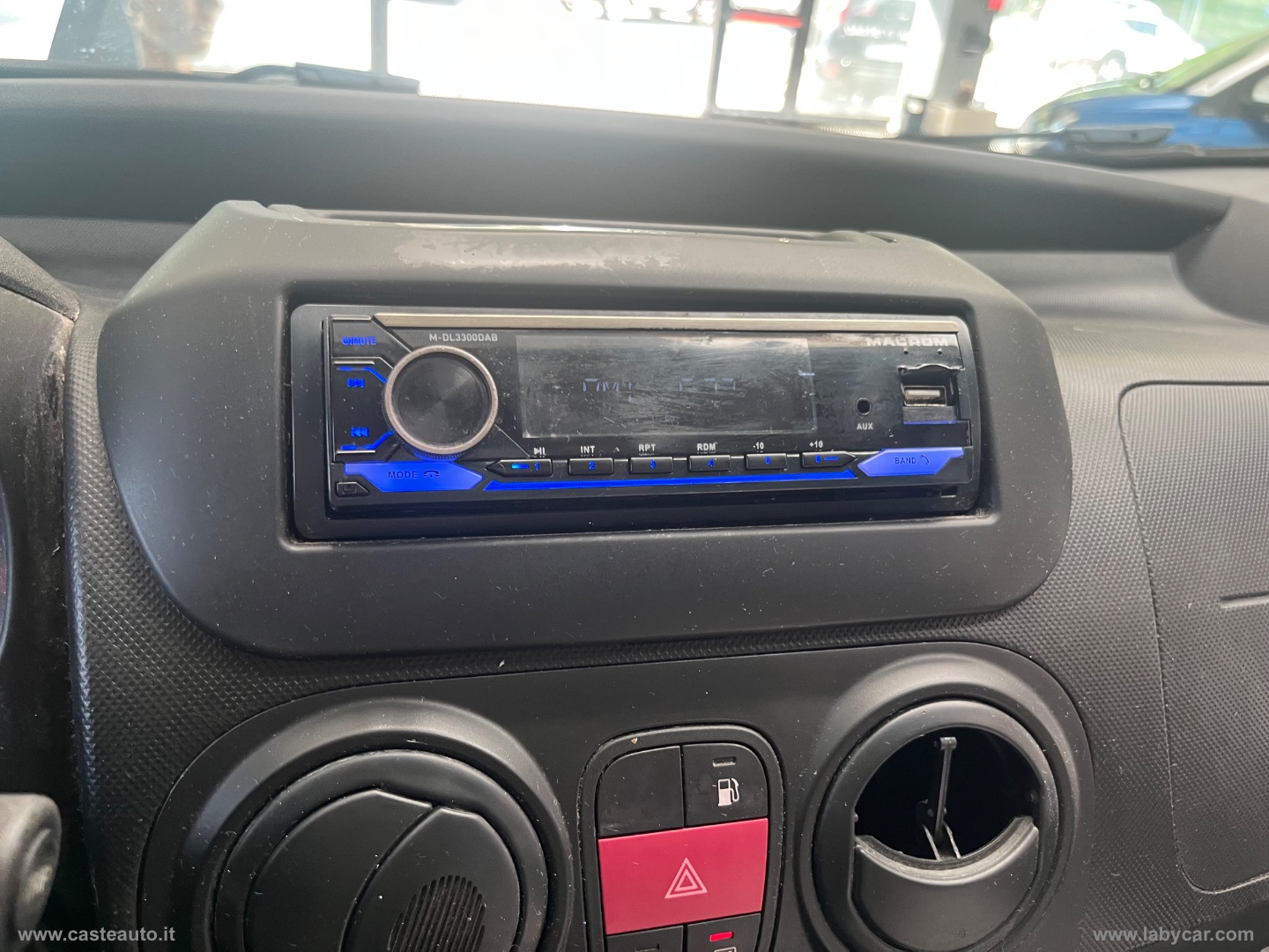 Fiorino 1.4 8V CNG 70CV Cargo SX - immagine 9