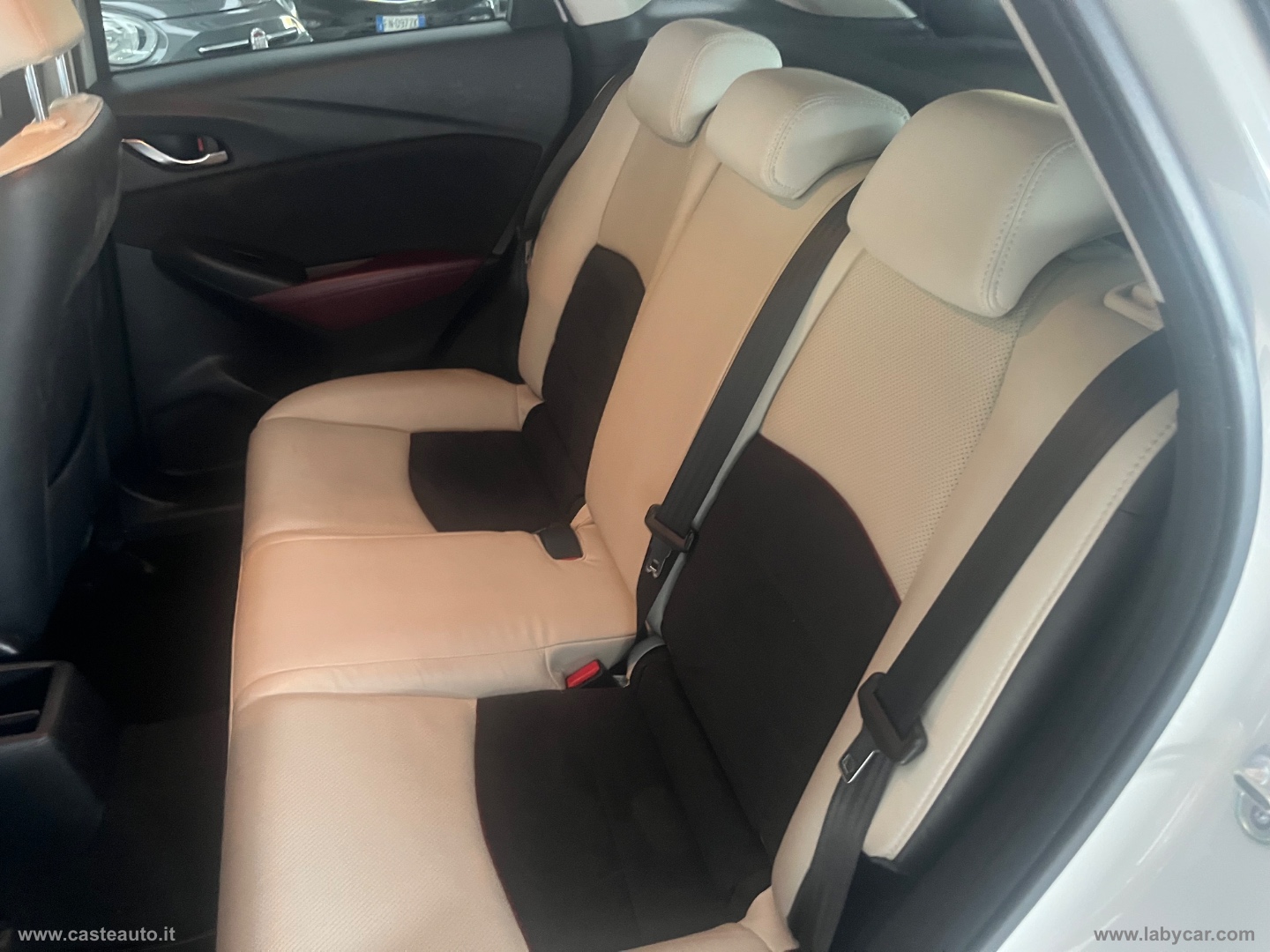 CX-3 1.5L Skyactiv-D AWD Exceed AUTO - immagine 9