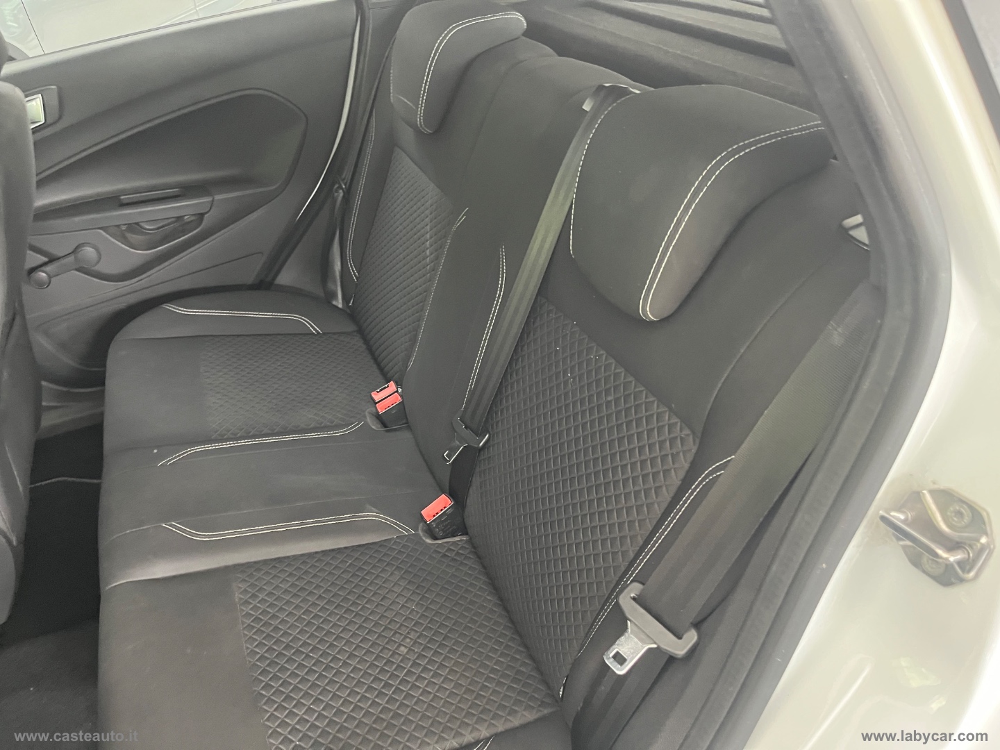 Fiesta 1.5 TDCi 95 CV 5p. ST-Line - immagine 9