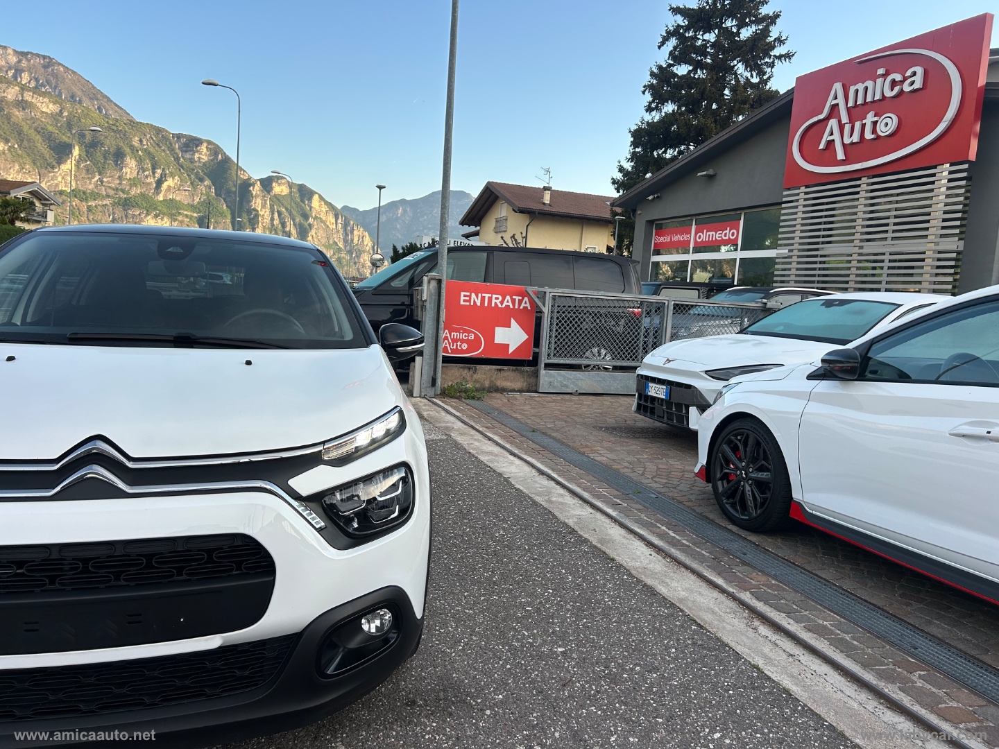 C3 PureTech 83 S&S Shine VERNICE BICOLORE - BIANCO/TETTO NERO - immagine 9
