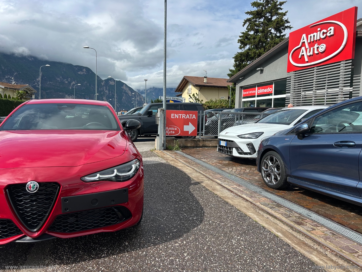 Giulia 2.0 Turbo 280CV AT8 AWD Q4 Veloce KM 10.700 - immagine 9