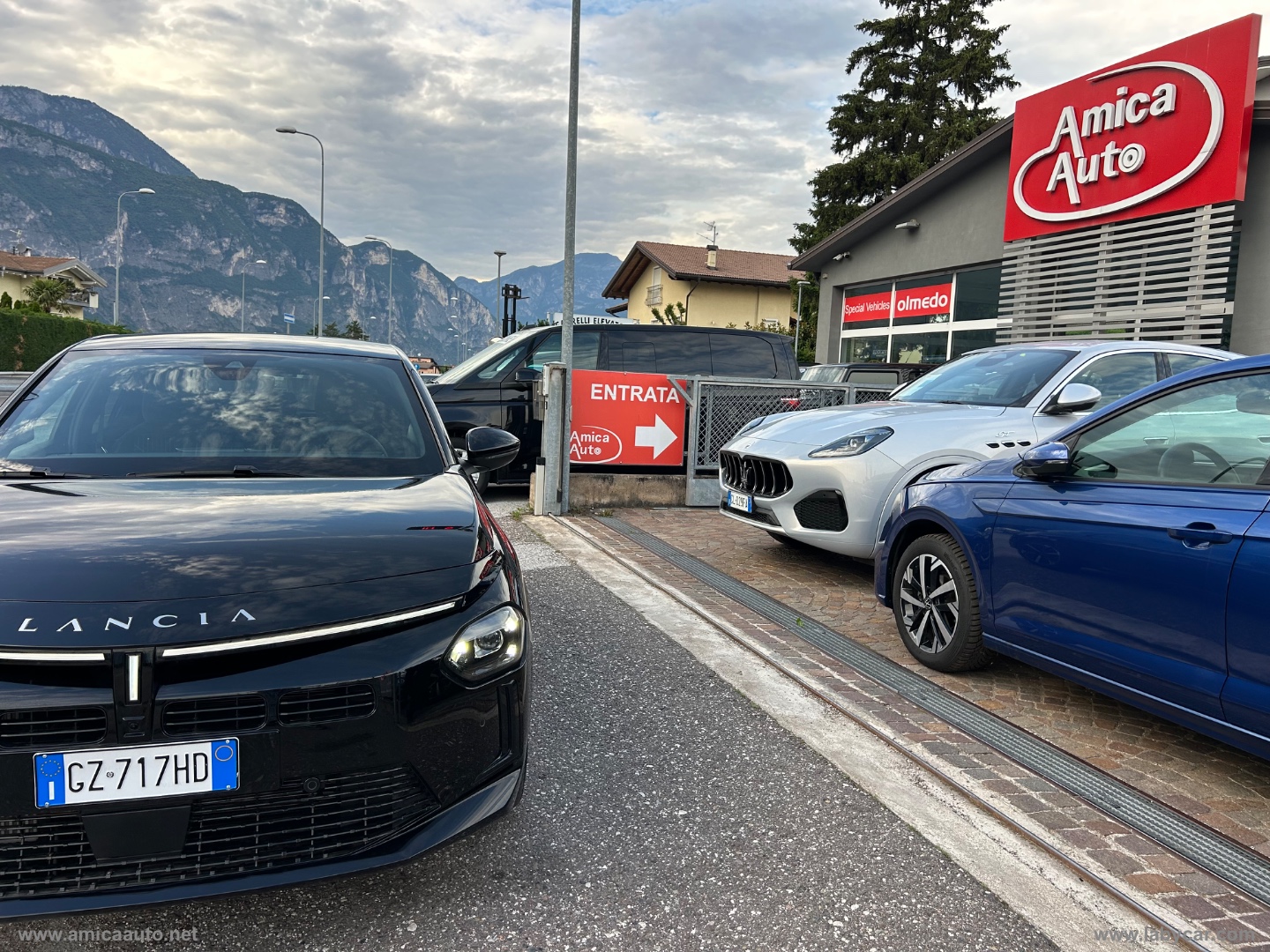 Ypsilon Hybrid e-DCT LX - immagine 9