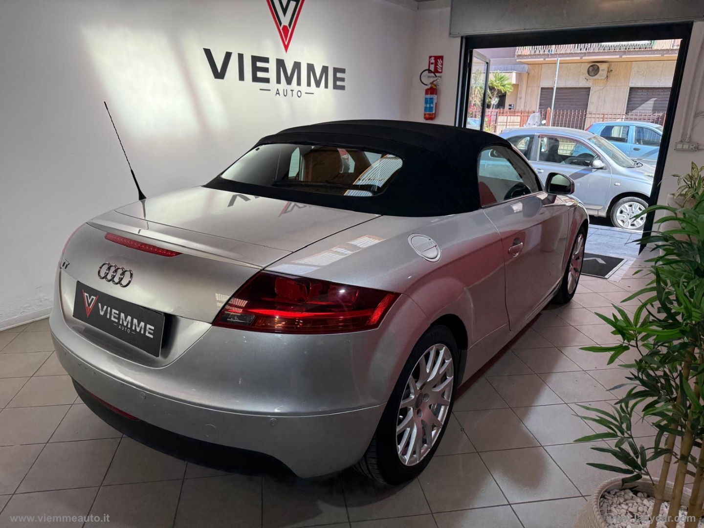 TT Roadster 2.0 TFSI - immagine 9