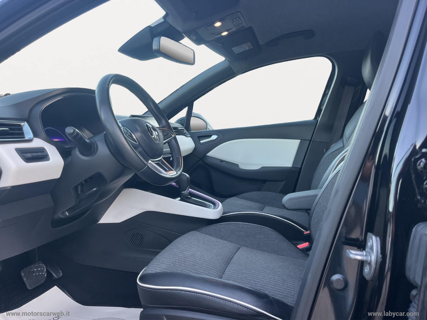 Clio Full Hybrid E-Tech 145 CV Techno - immagine 9