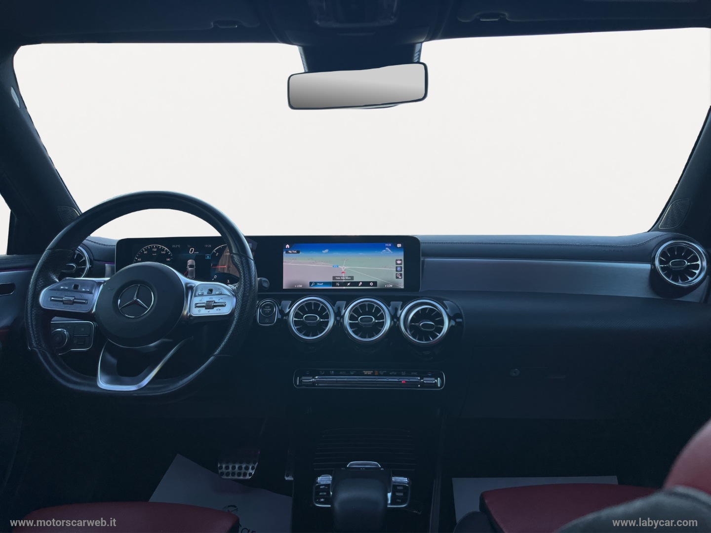 A 180 d Automatic Edition AMG Line TETTO APRIBILE - immagine 9