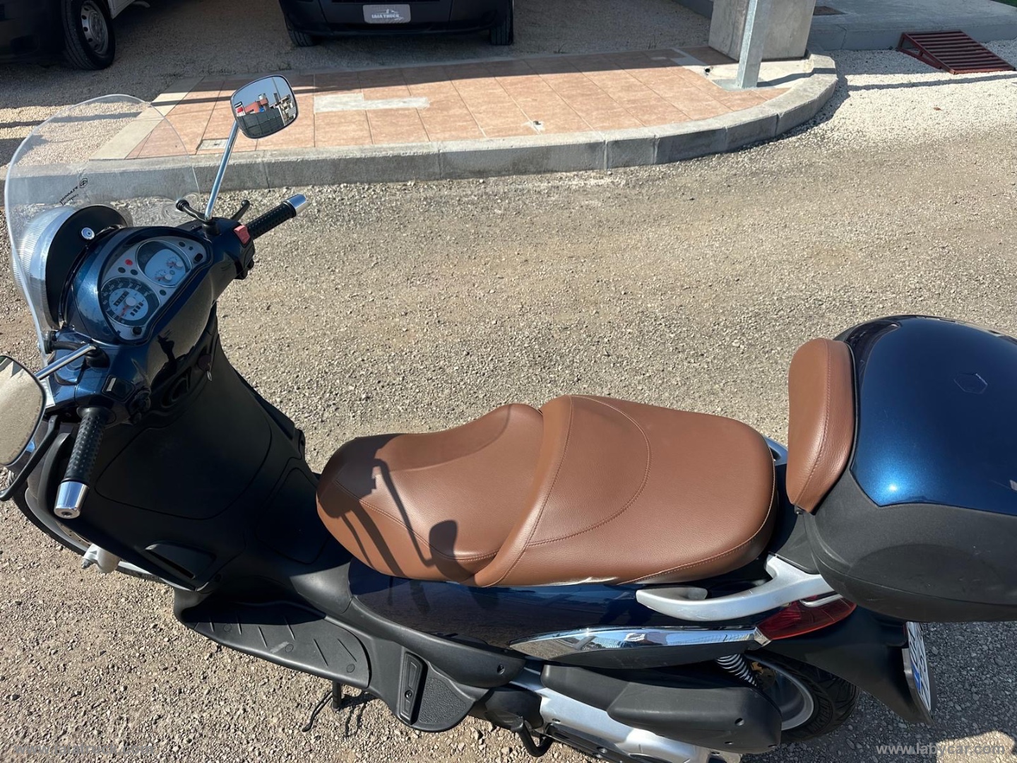Beverly 500 I.E.TOURER - immagine 9