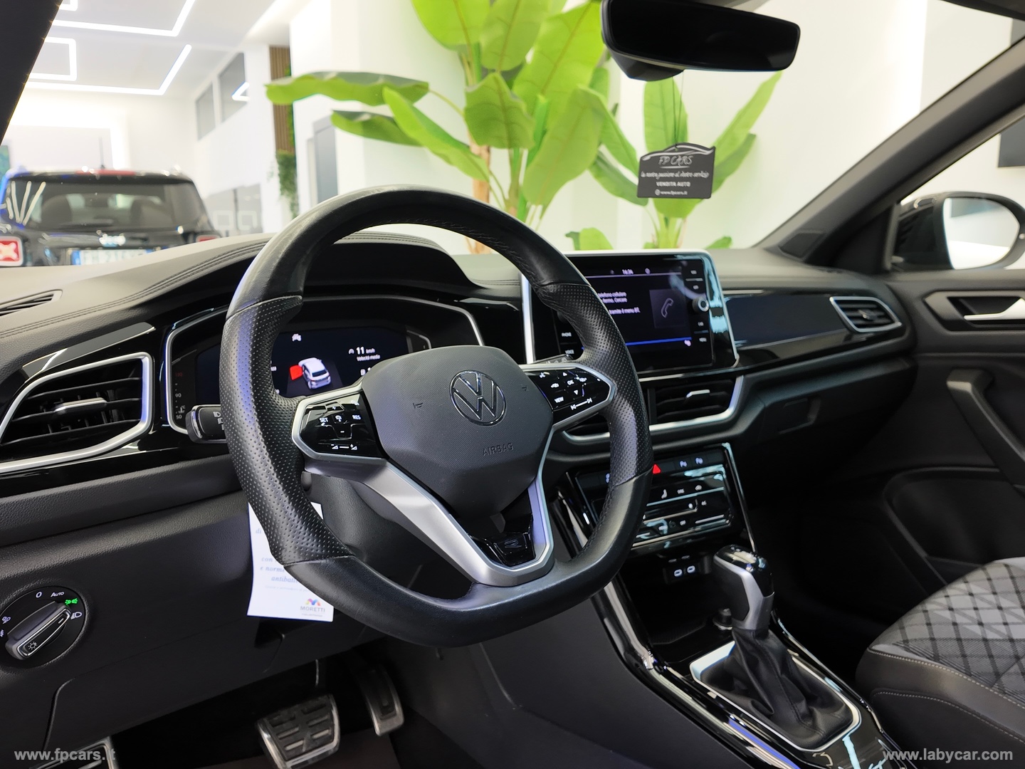 T-Roc 2.0 TDI SCR 150 CV DSG R-Line Plus - immagine 9