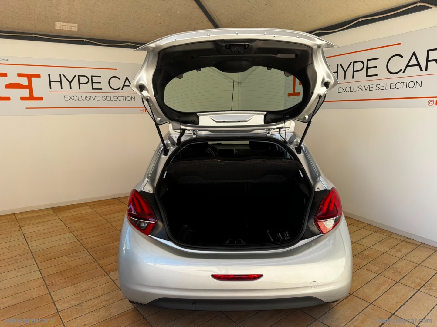 208 1.0 VTi 68 CV 5p. Active - immagine 9