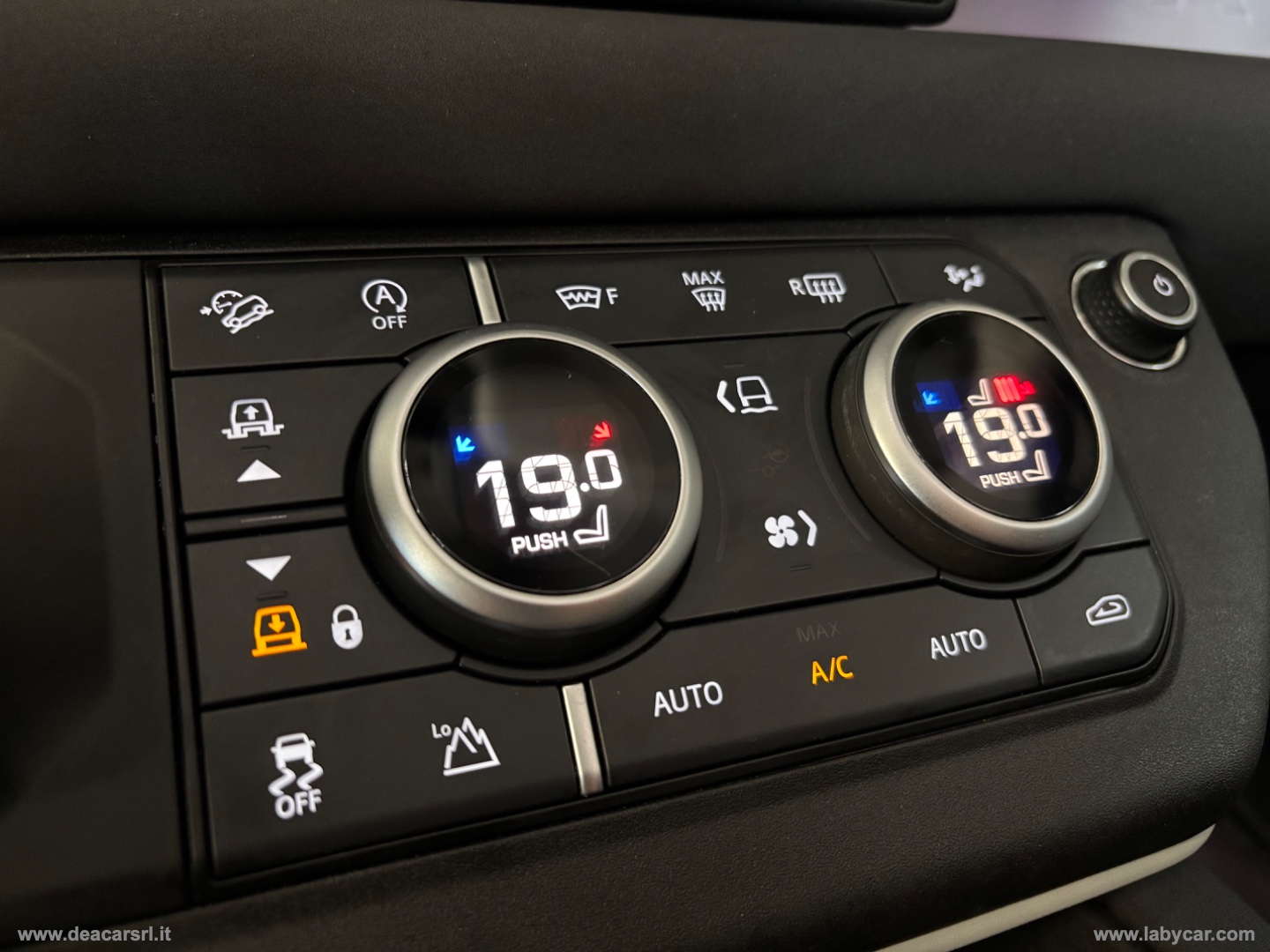 Defender 110 3.0D I6 200 CV AWD AUTOCARRO IVA ESPOSTA - immagine 9
