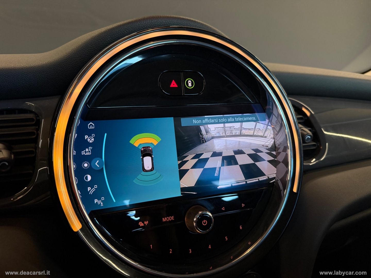 Mini Cooper Camden Edition AUTO - immagine 9