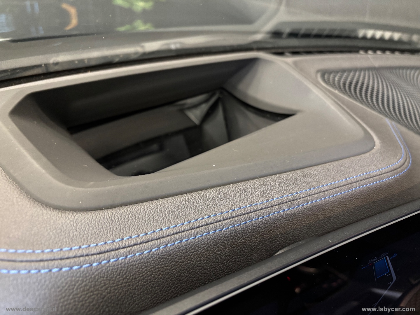 420d xDrive 48V Msport - immagine 9