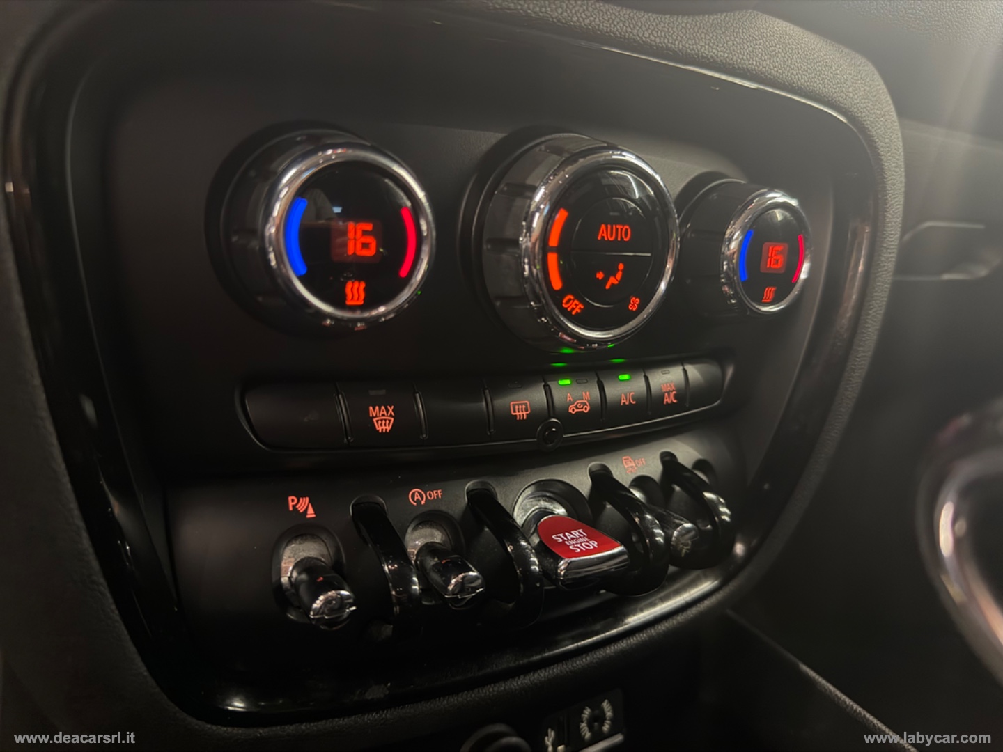 Mini Cooper D Business Clubman Aut. - immagine 9