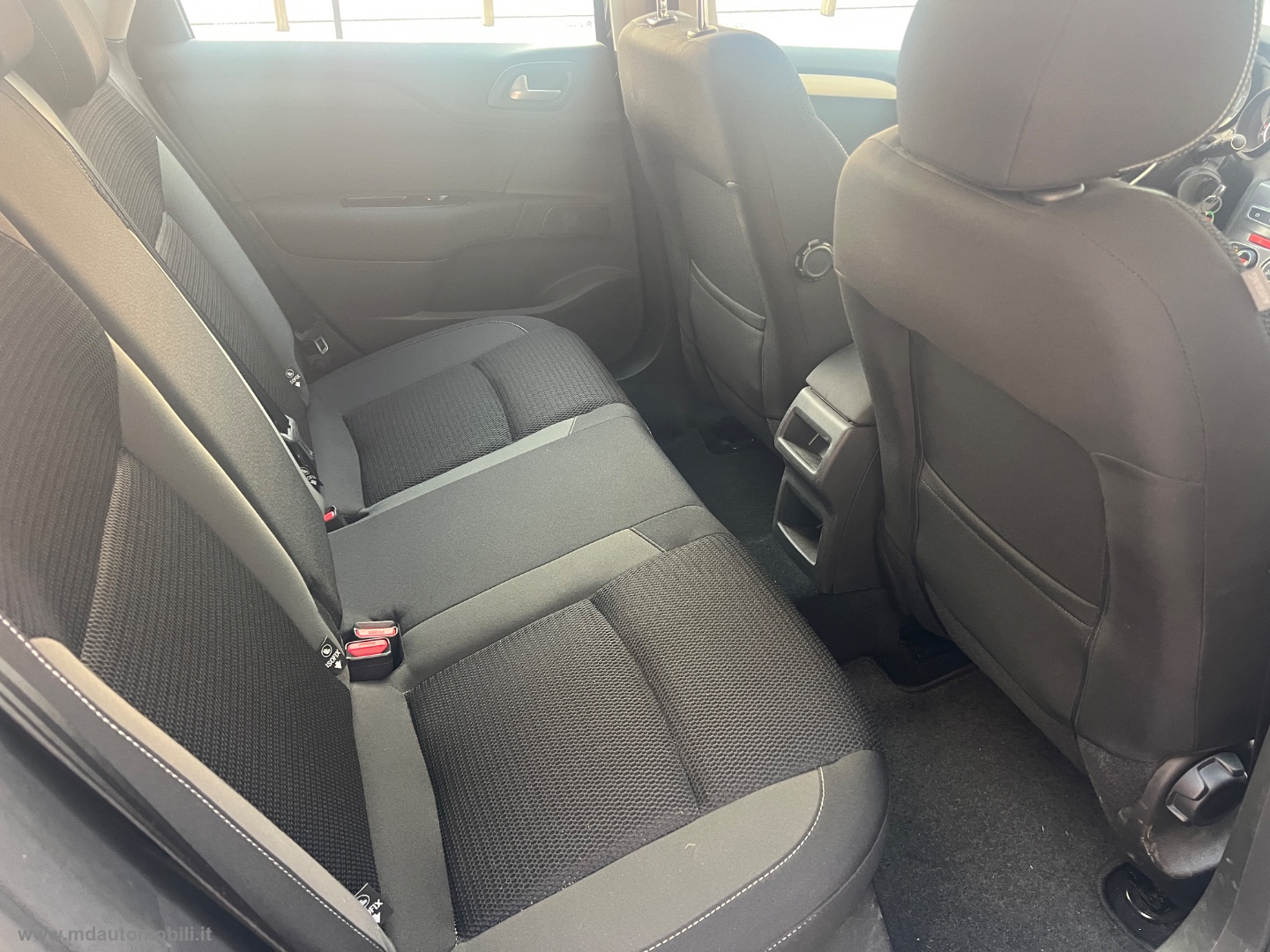 C4 PureTech 110 Feel SOLO KM.94000 EURO6 - immagine 9