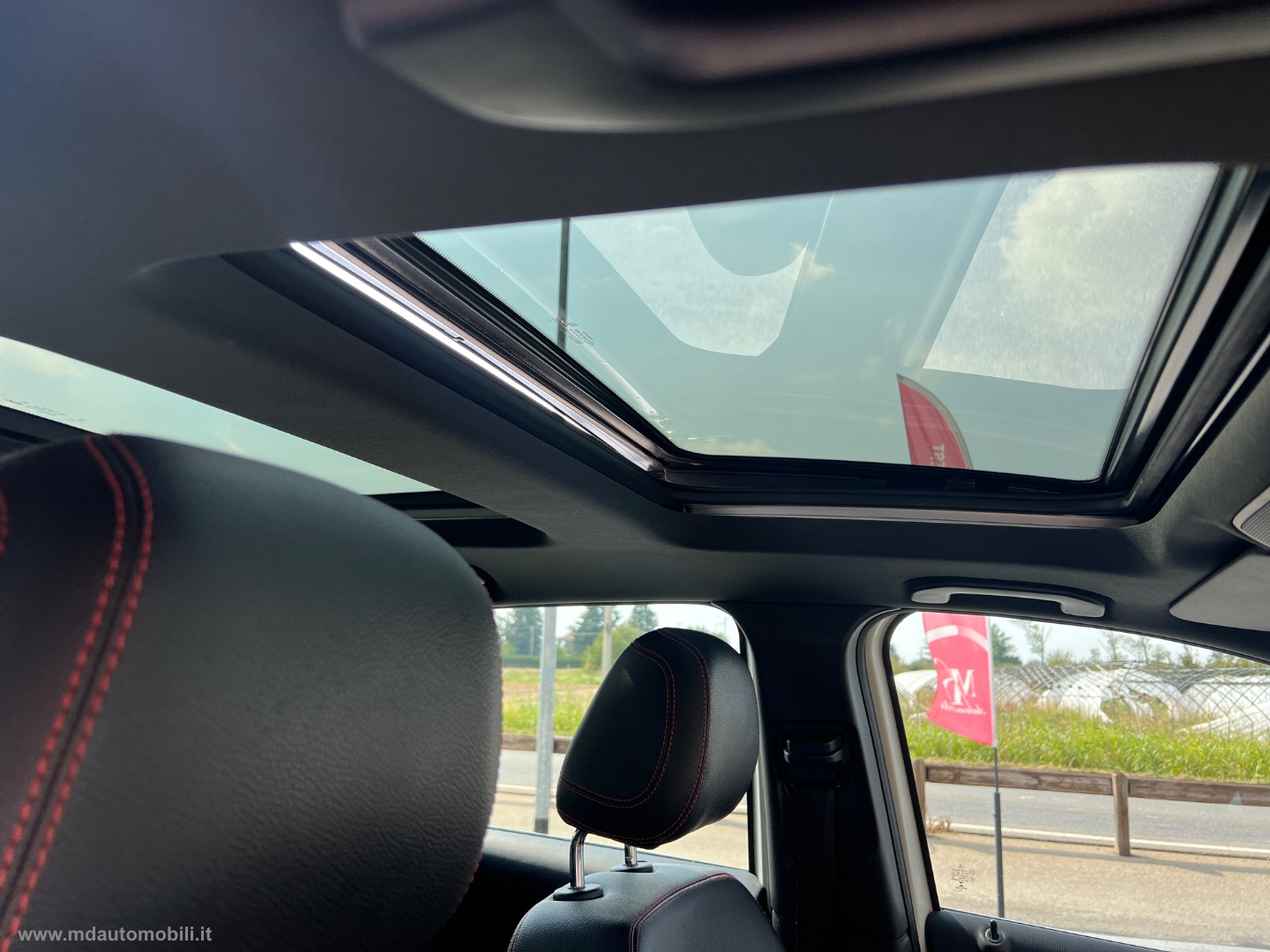 B 180 d Automatic Premium TETTO PACK AMG - immagine 9
