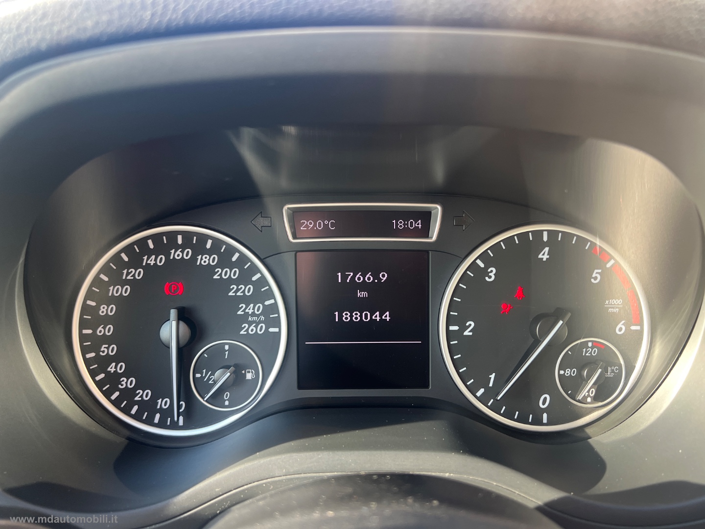 B 180 CDI Executive TELECAMERA CERCHI 17 - immagine 9