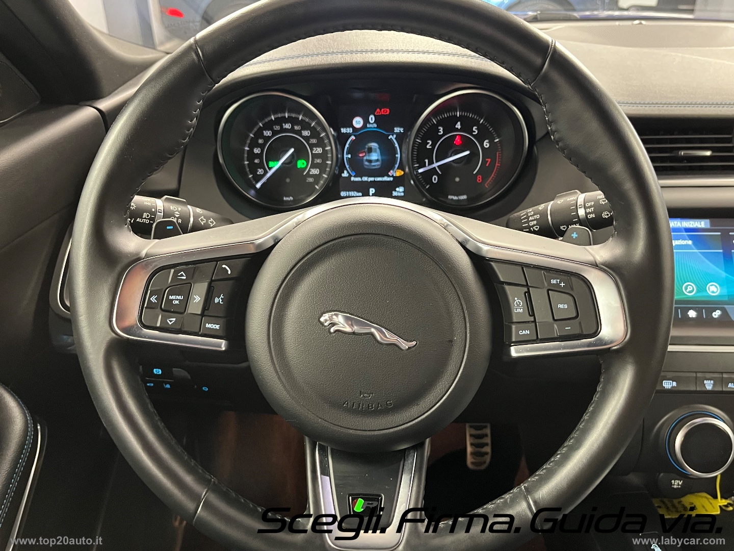 E-PACE P200 AWD R-DYNAMIC HSE AUT.|PELLE|BENZINA - immagine 9