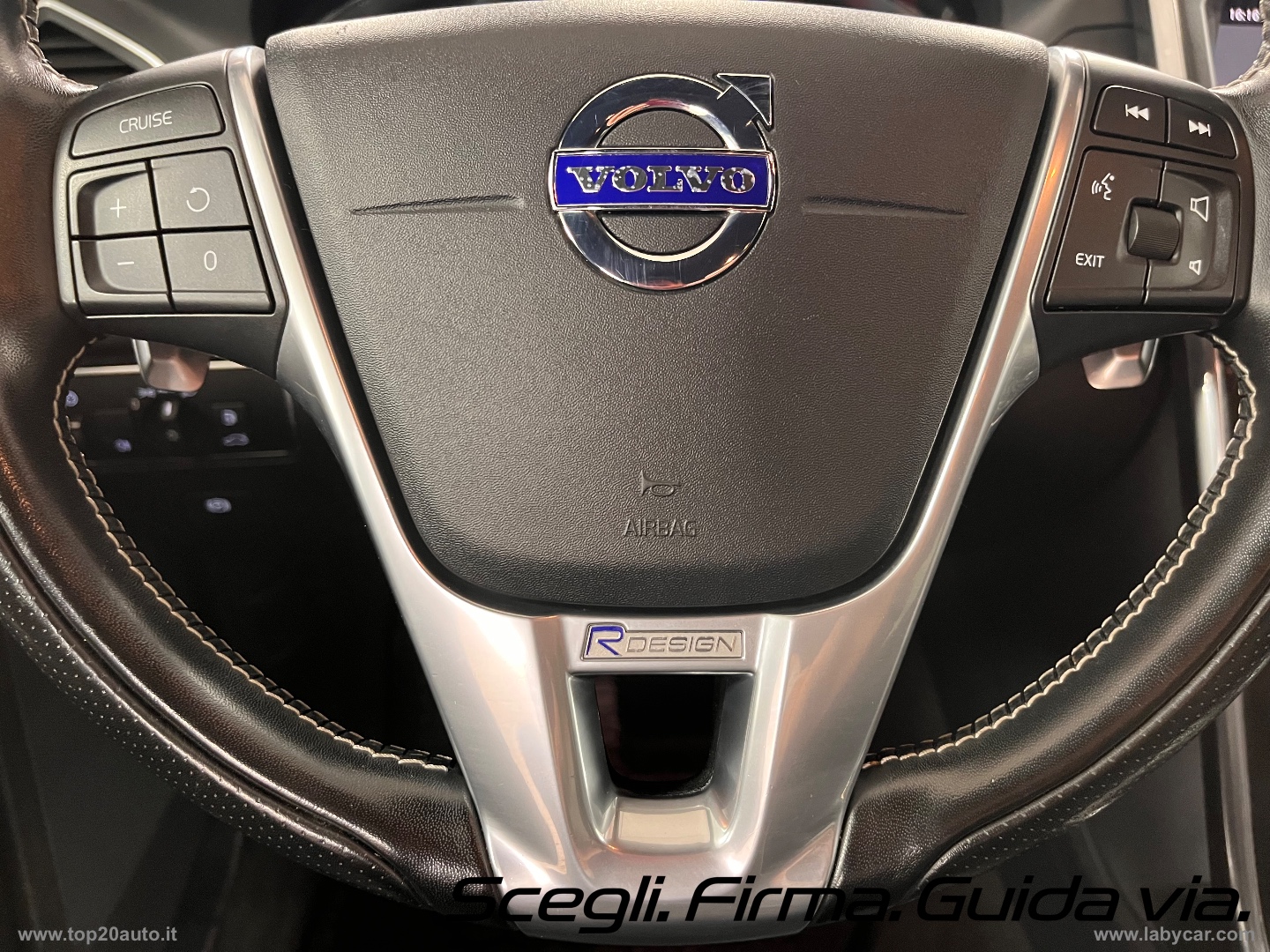 XC60 2.4 D4 4X4 AUTOMATICA R-DESIGN - immagine 9
