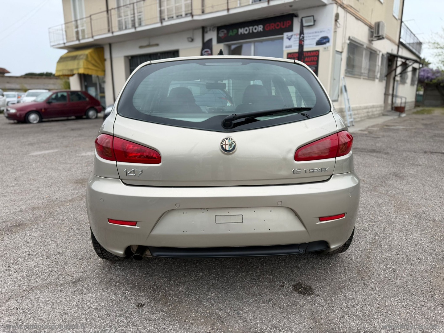 147 1.6 TS 105CV 5p. Distinctive - immagine 9