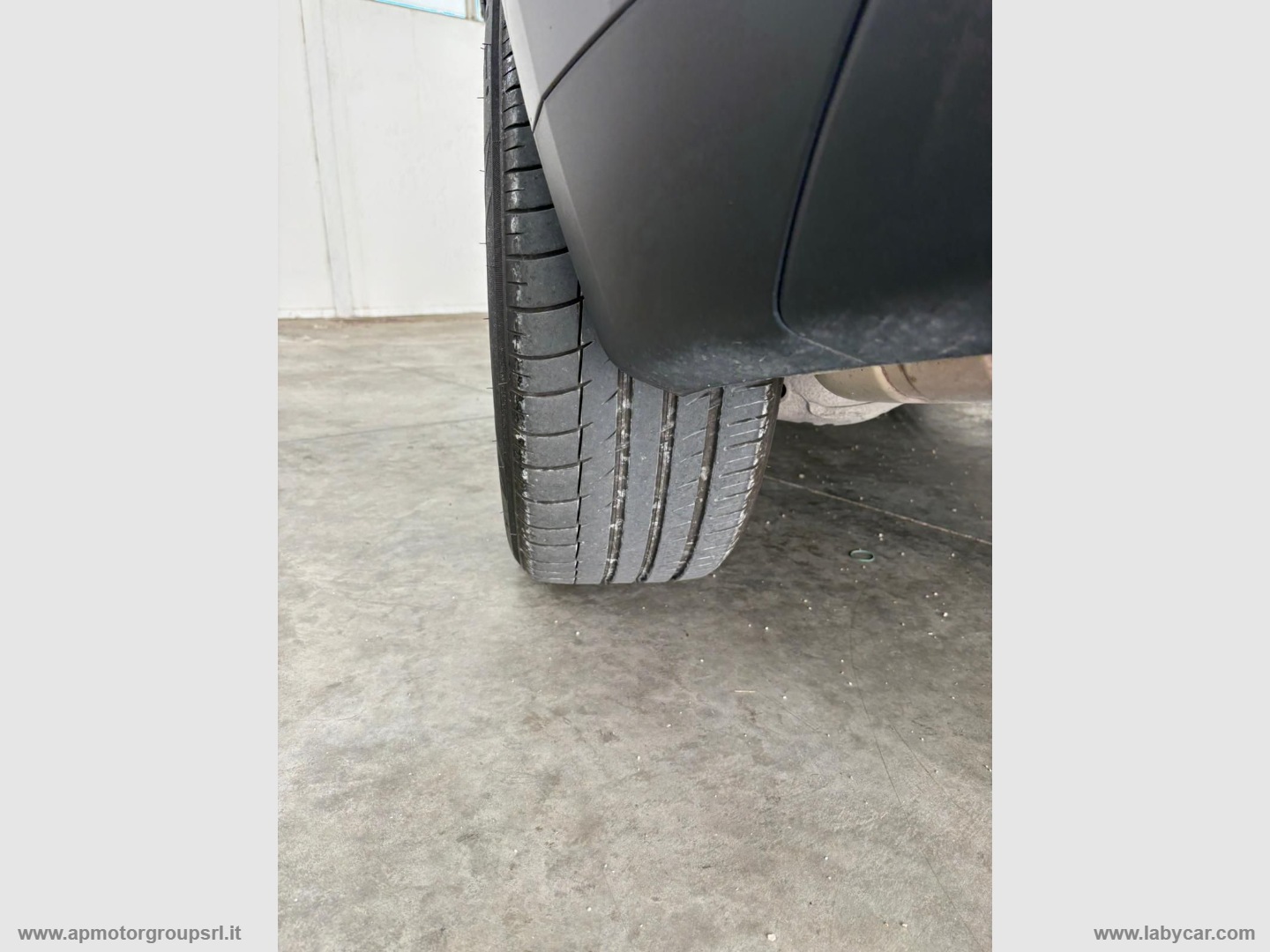 F-Pace 2.0 D 180 CV AWD aut. Prestige - immagine 9